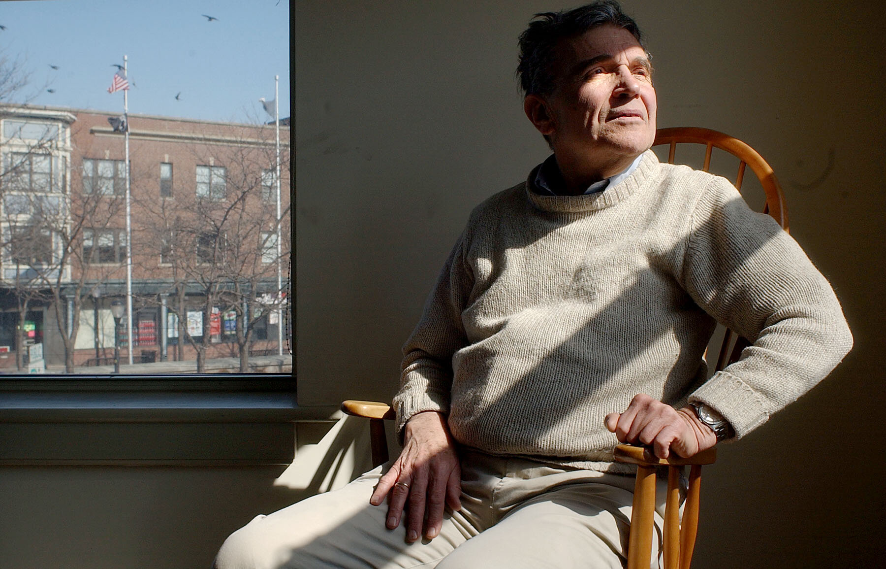 Robert Coles, Pulitzer-Winning Child Psychiatrist, Is Dead at 97