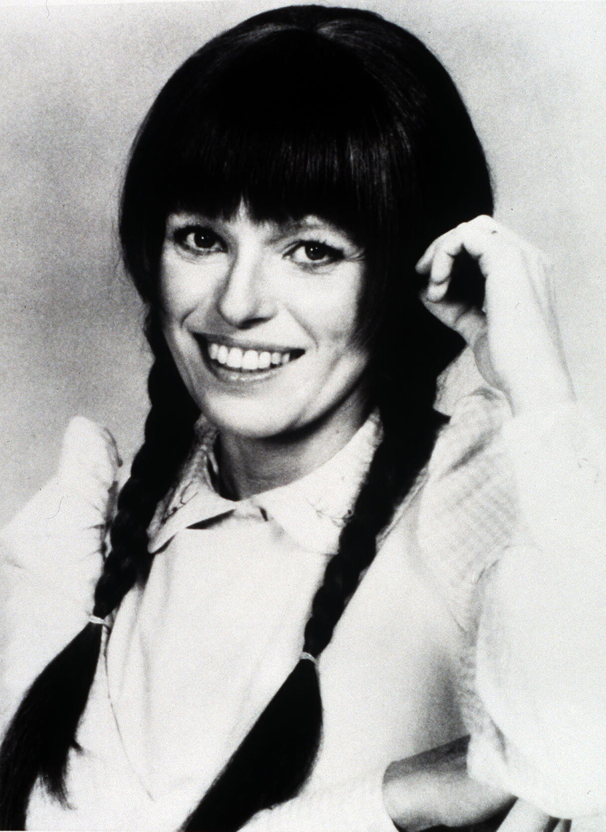Louise Lasser, Star of TV’s ‘Mary Hartman,’ Is Dead at 87