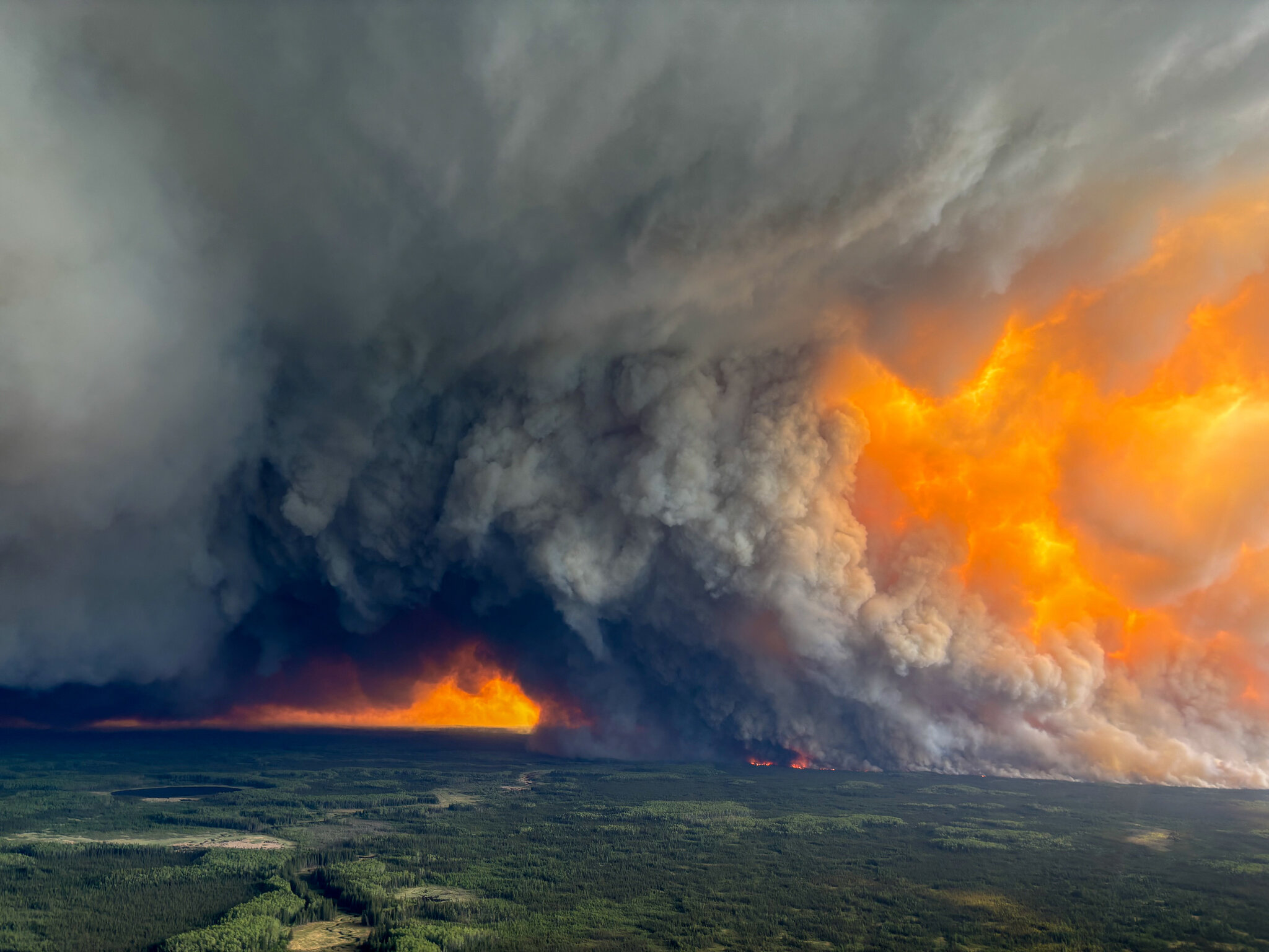 Most Forest Fires in Canada Are Simply Impossible to Put Out