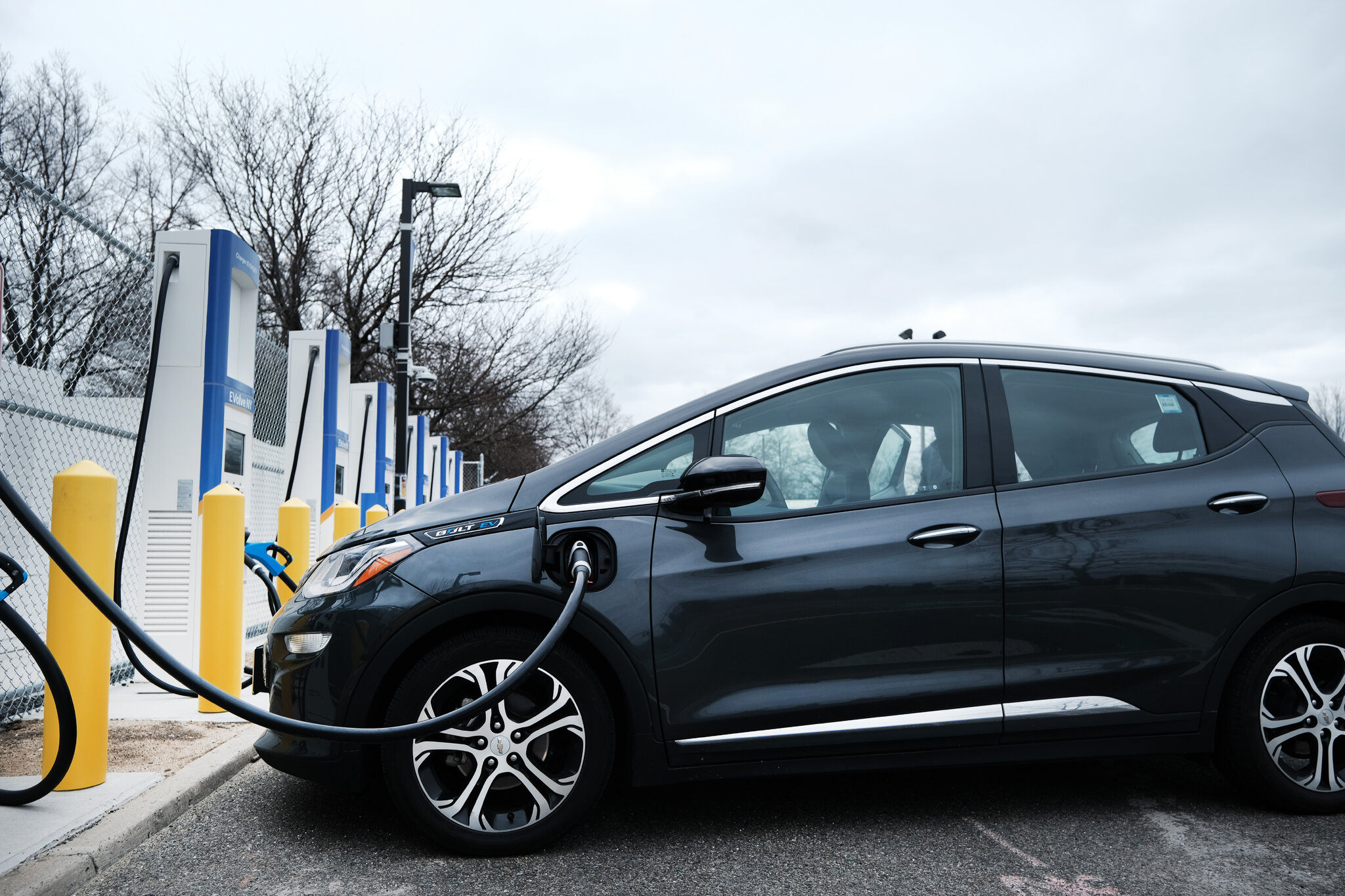 Uber Will Offer Incentives for E.V. Charger Construction