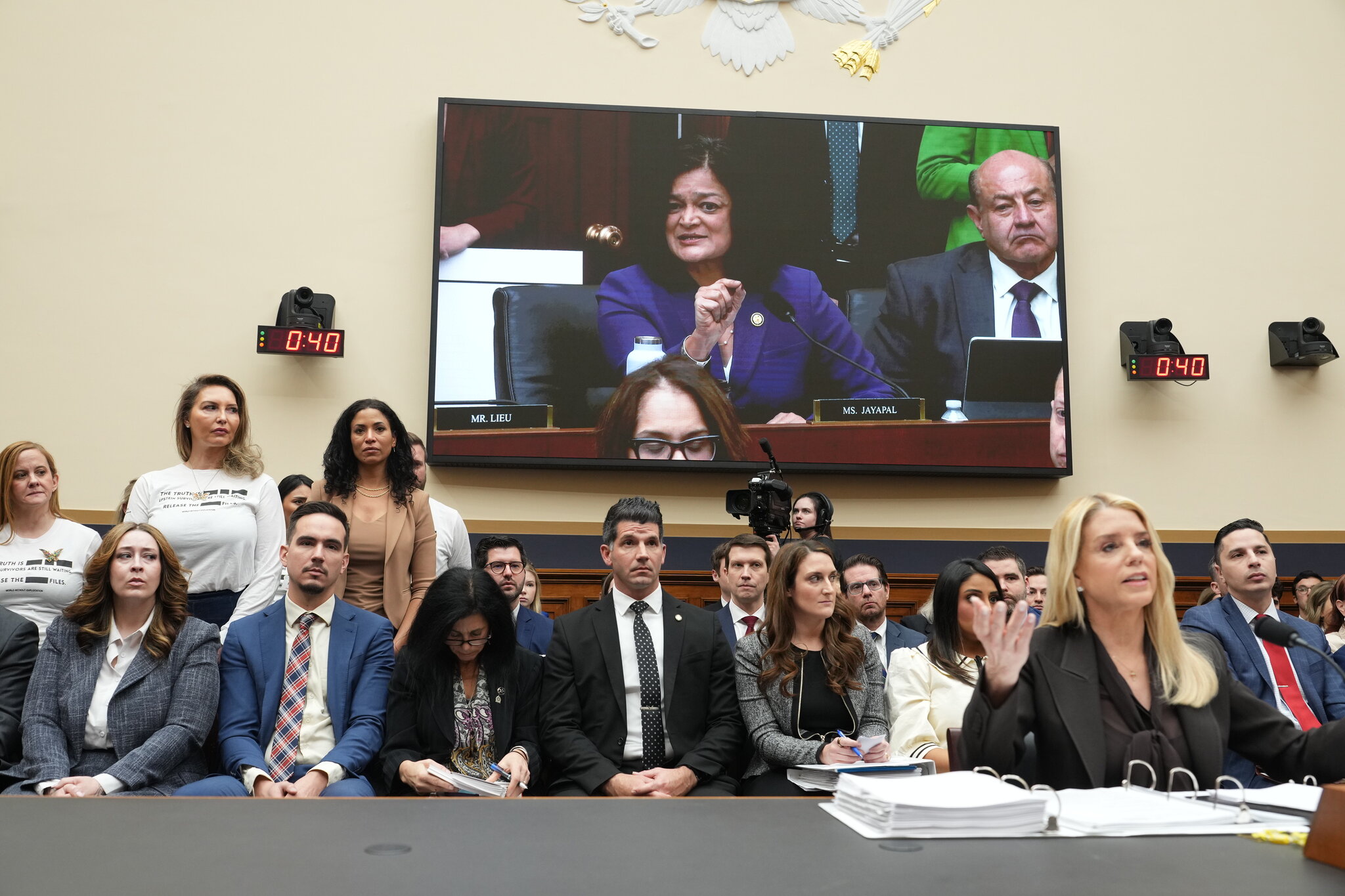 How The Times Handles the Congressional Hearing Circus