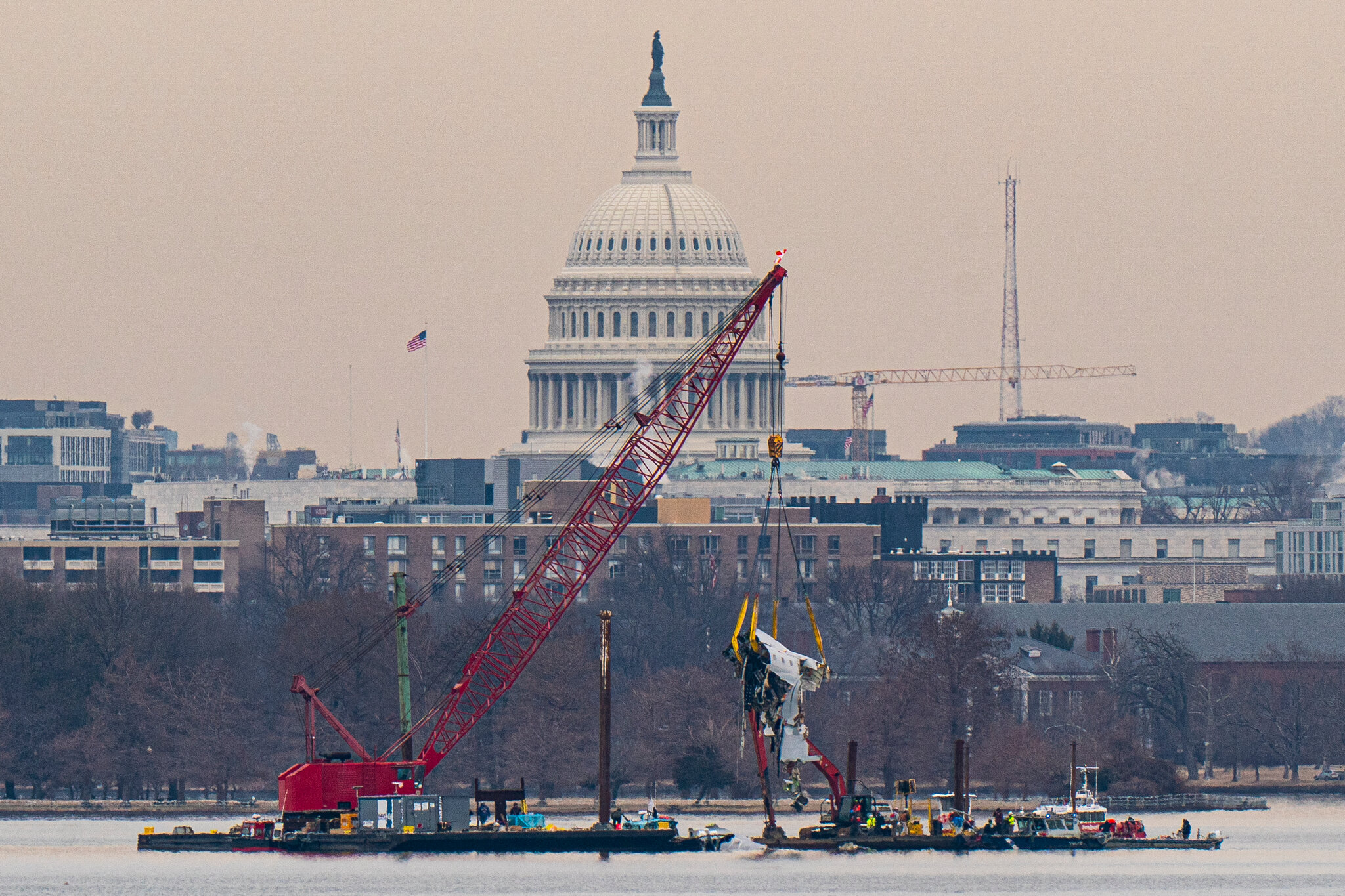 House Narrowly Rejects Air Safety Bill After Pentagon Opposition