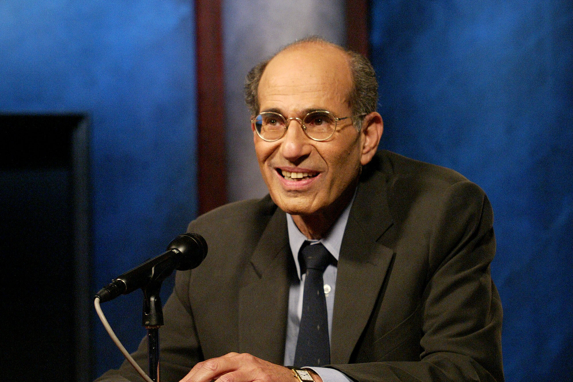 Leader of Columbia Brain Institute Quits Over Friendship With Epstein