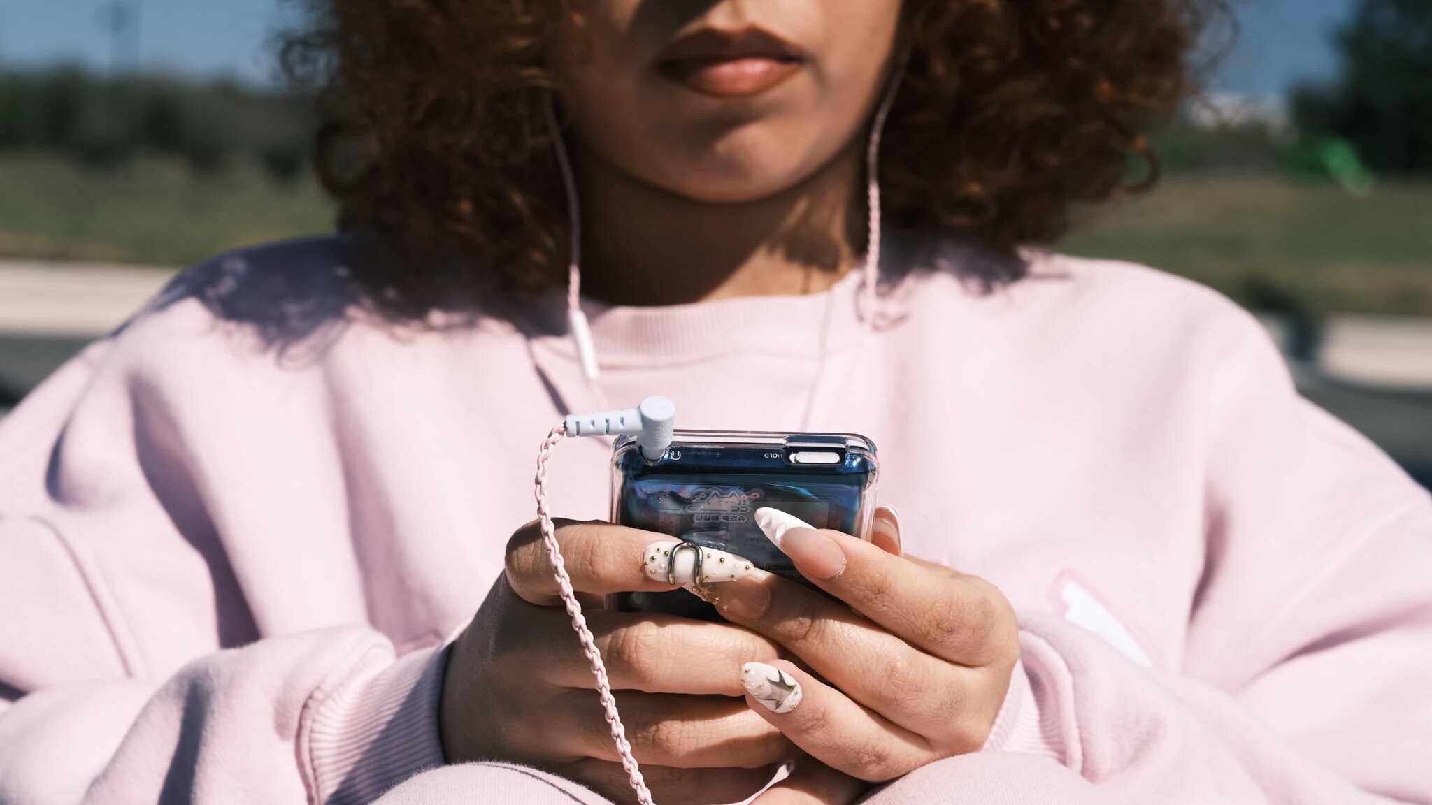 Bring On Defunct: The iPod Enthralls Young Music Listeners