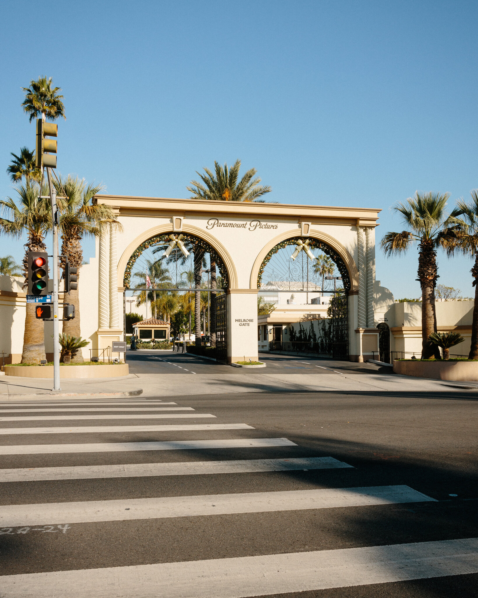 Netflix Backs Out of Bid for Warner Bros., Paving Way for an Ellison Takeover