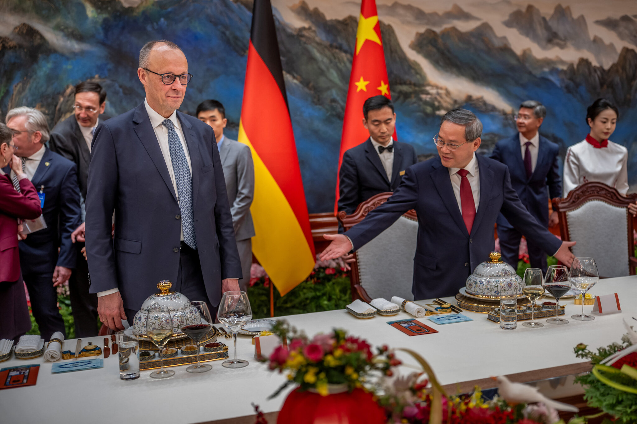 Europe Needs Some Space From China and Trump. Its Firms Don’t.