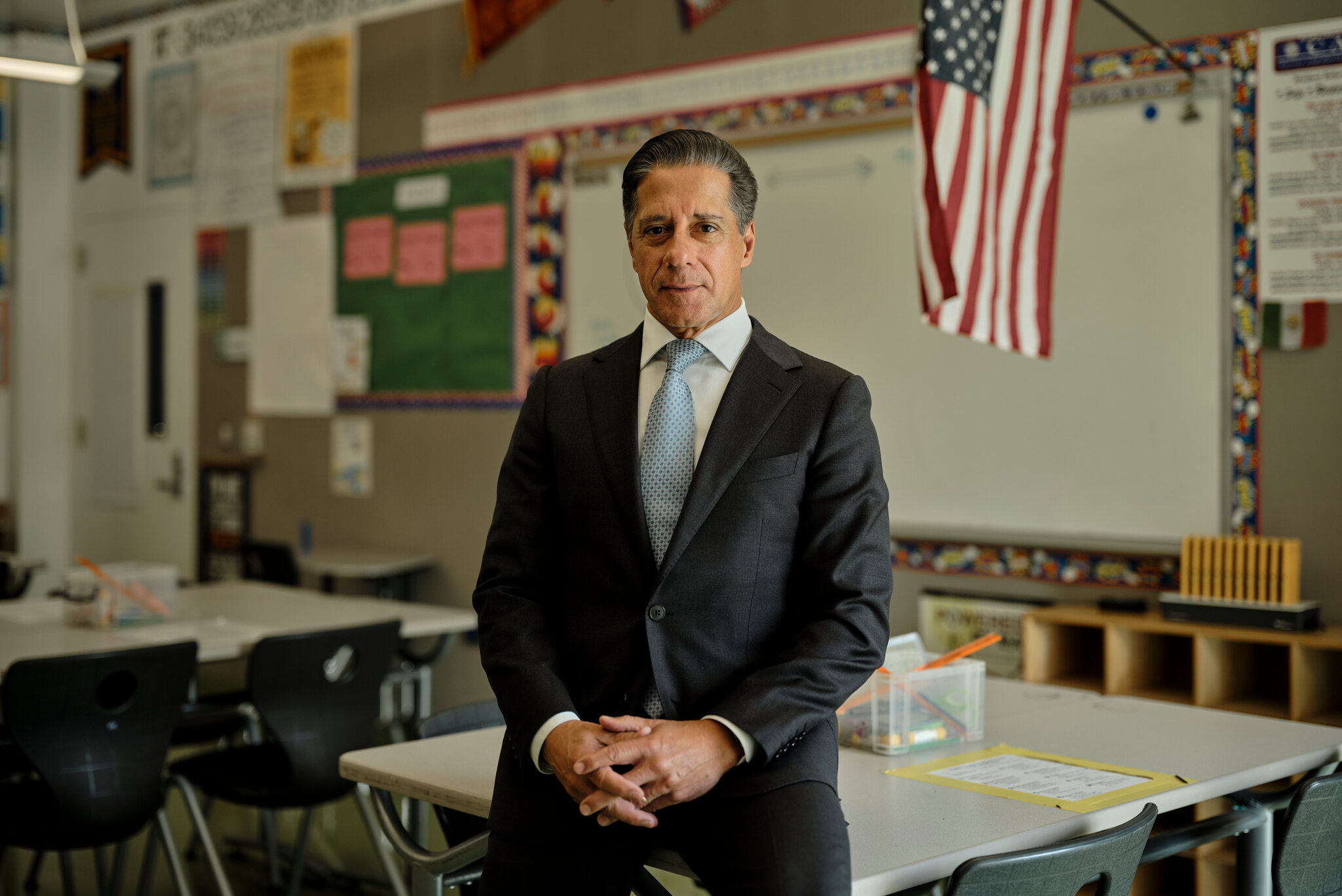 Los Angeles Schools Chief Is Placed on Leave Following F.B.I. Raid