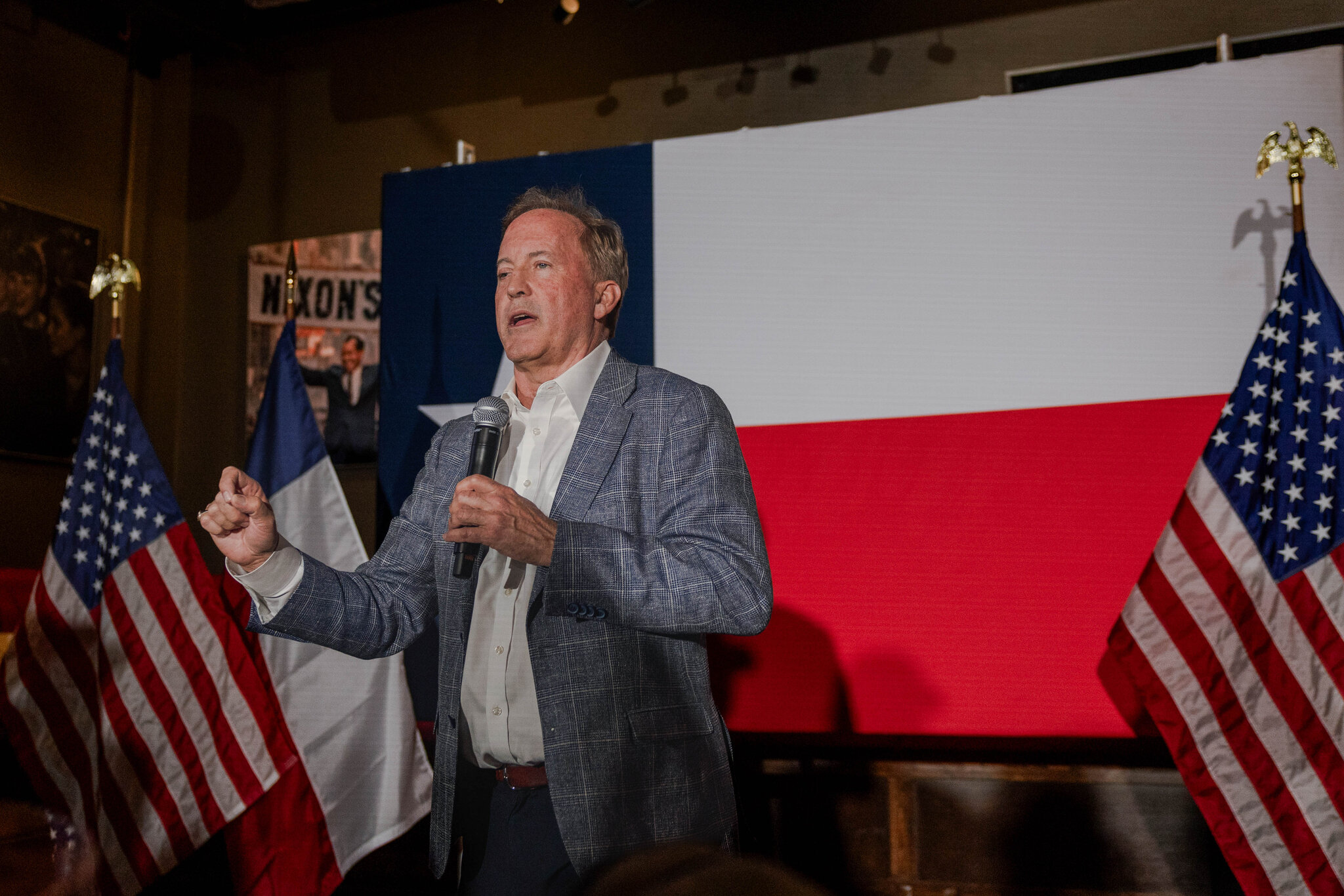 5 Things to Know About Ken Paxton