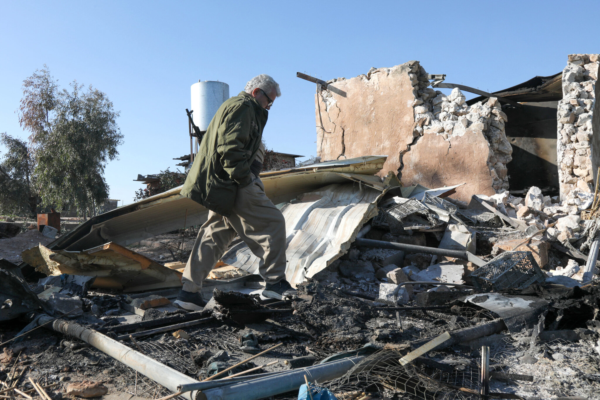 Pro-American Kurdish Forces Are Preparing Possible Iran Incursion