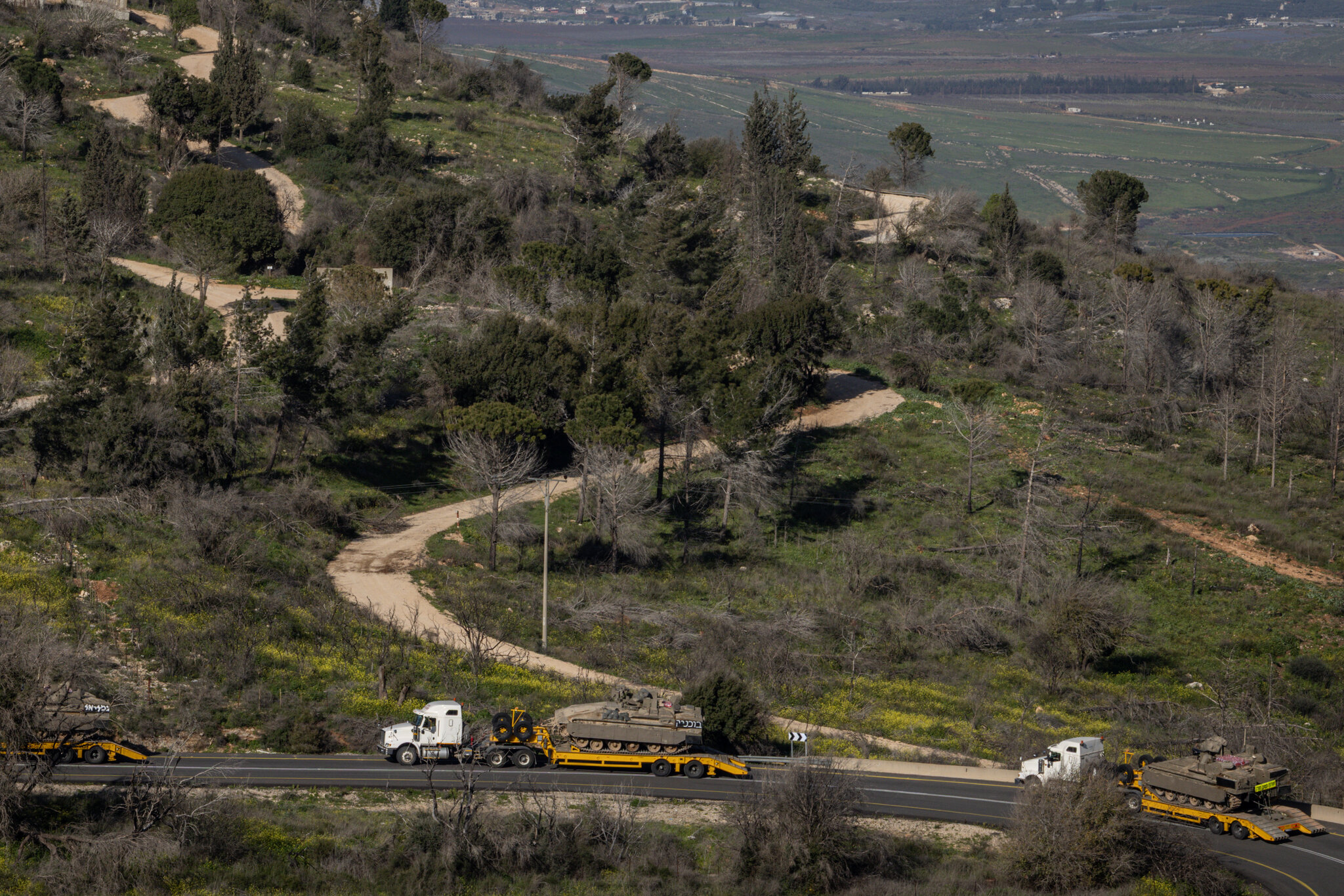 Live Updates: Israel Threatens Strikes in Lebanon as Crisis Spills Beyond Iran
