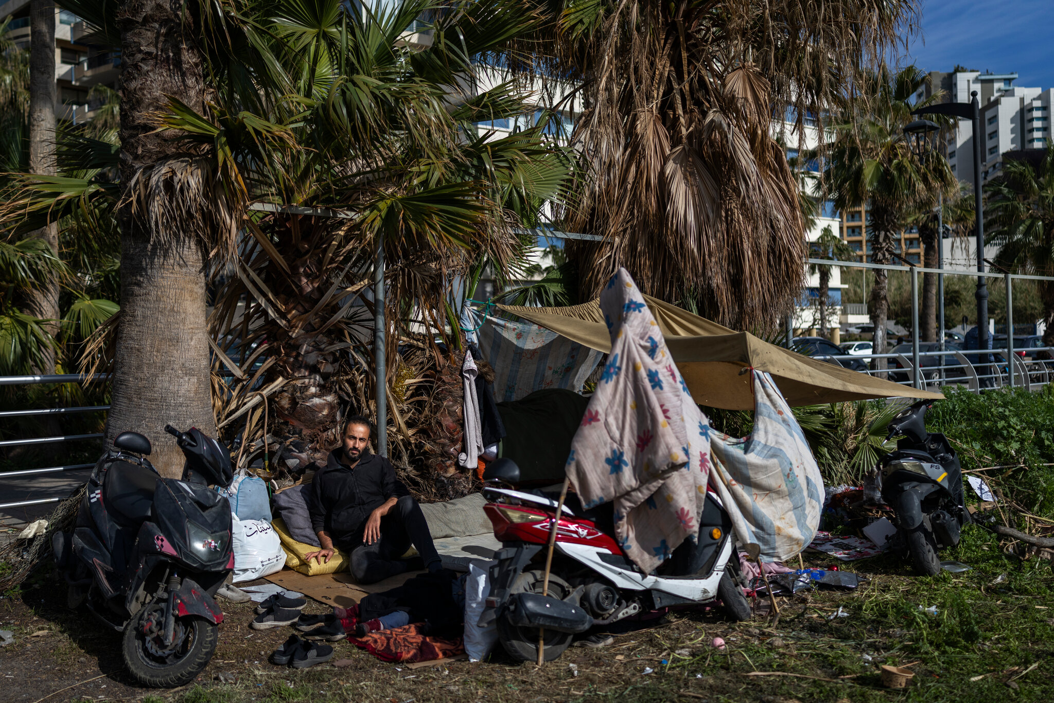 Families Forced to Sleep on the Streets of Beirut as Israel Pounds Hezbollah