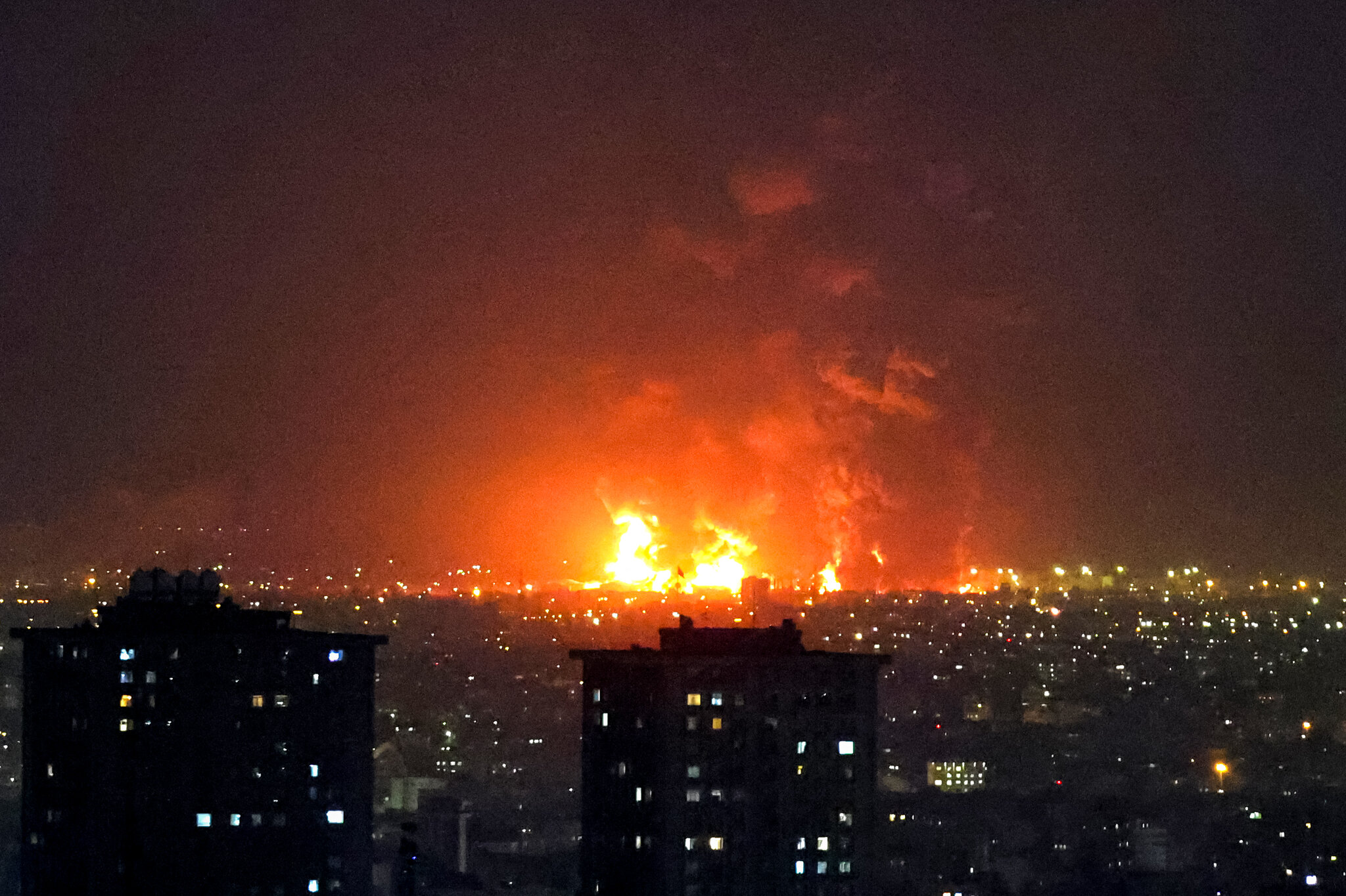 Israel Strikes Oil Facilities in Iran