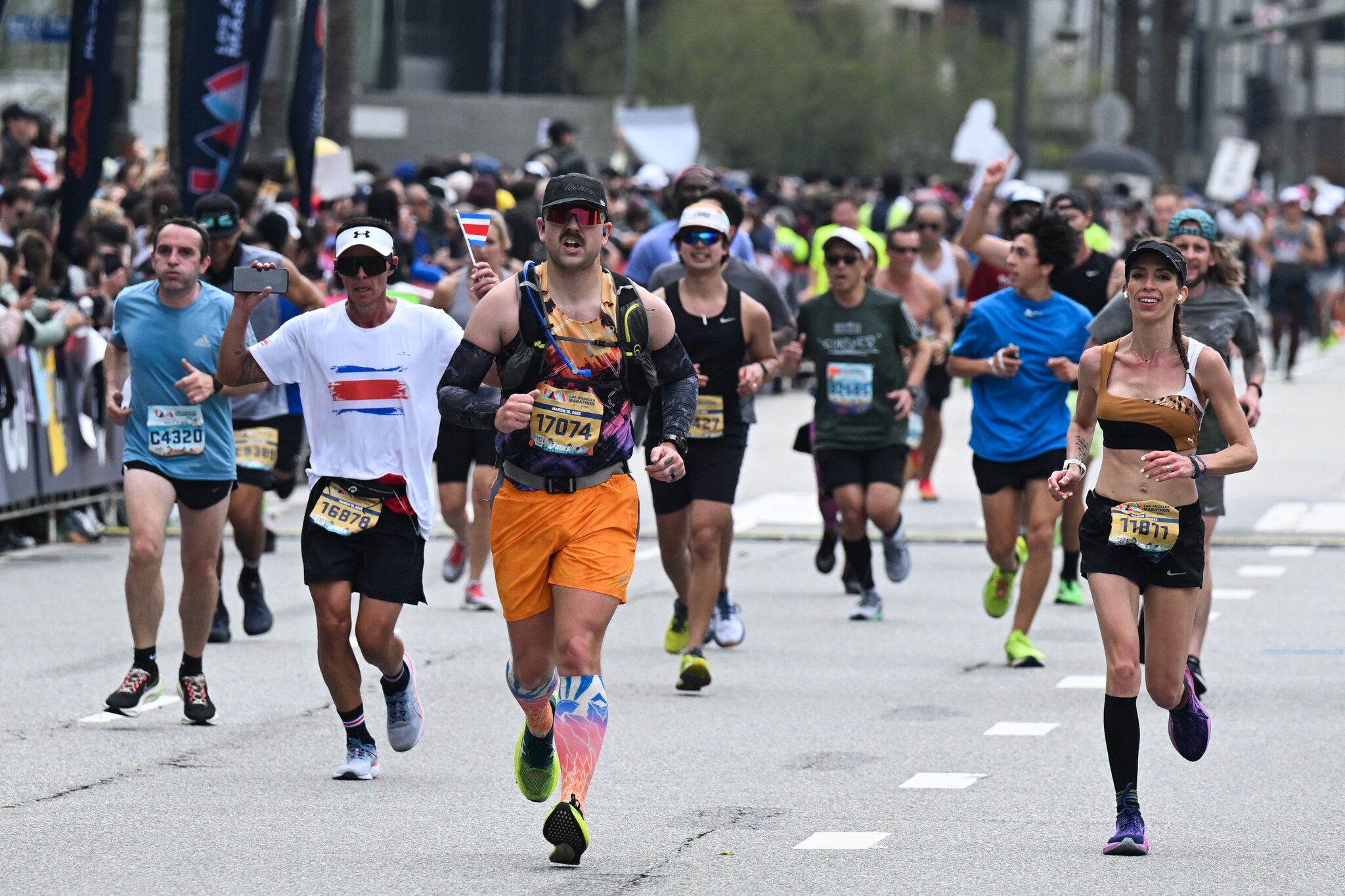 Los Angeles Marathon Runners Can Get a Finisher Medal After Only 18 Miles