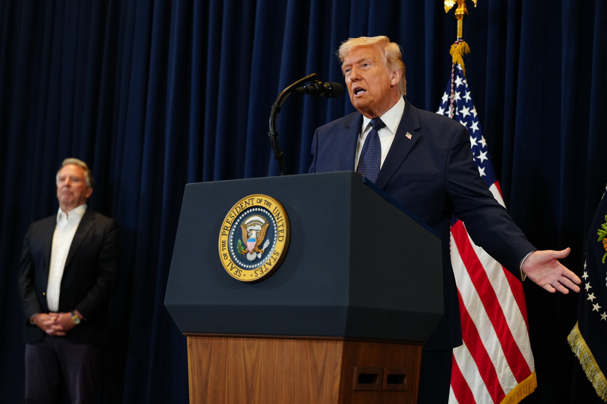 Trump Zigzags on When War Will End, and Investigators Search Epstein’s Ranch in New Mexico