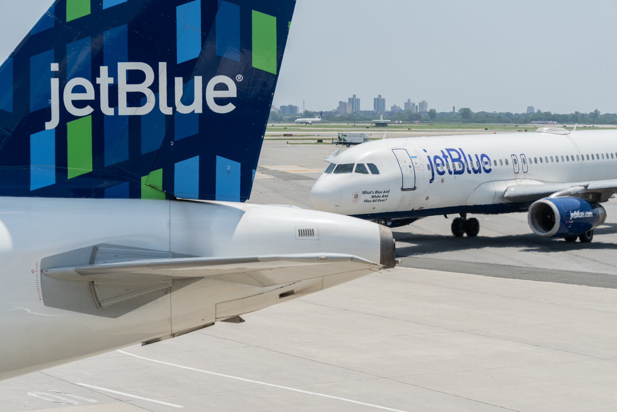 F.A.A. Briefly Halts JetBlue Departures After System Outage