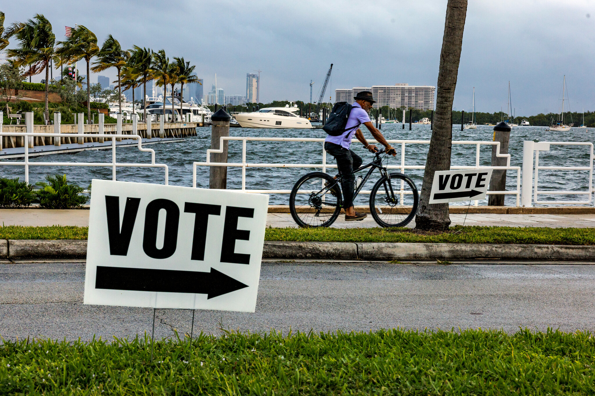 Florida Republicans Pass Bill Requiring Proof of Citizenship to Vote