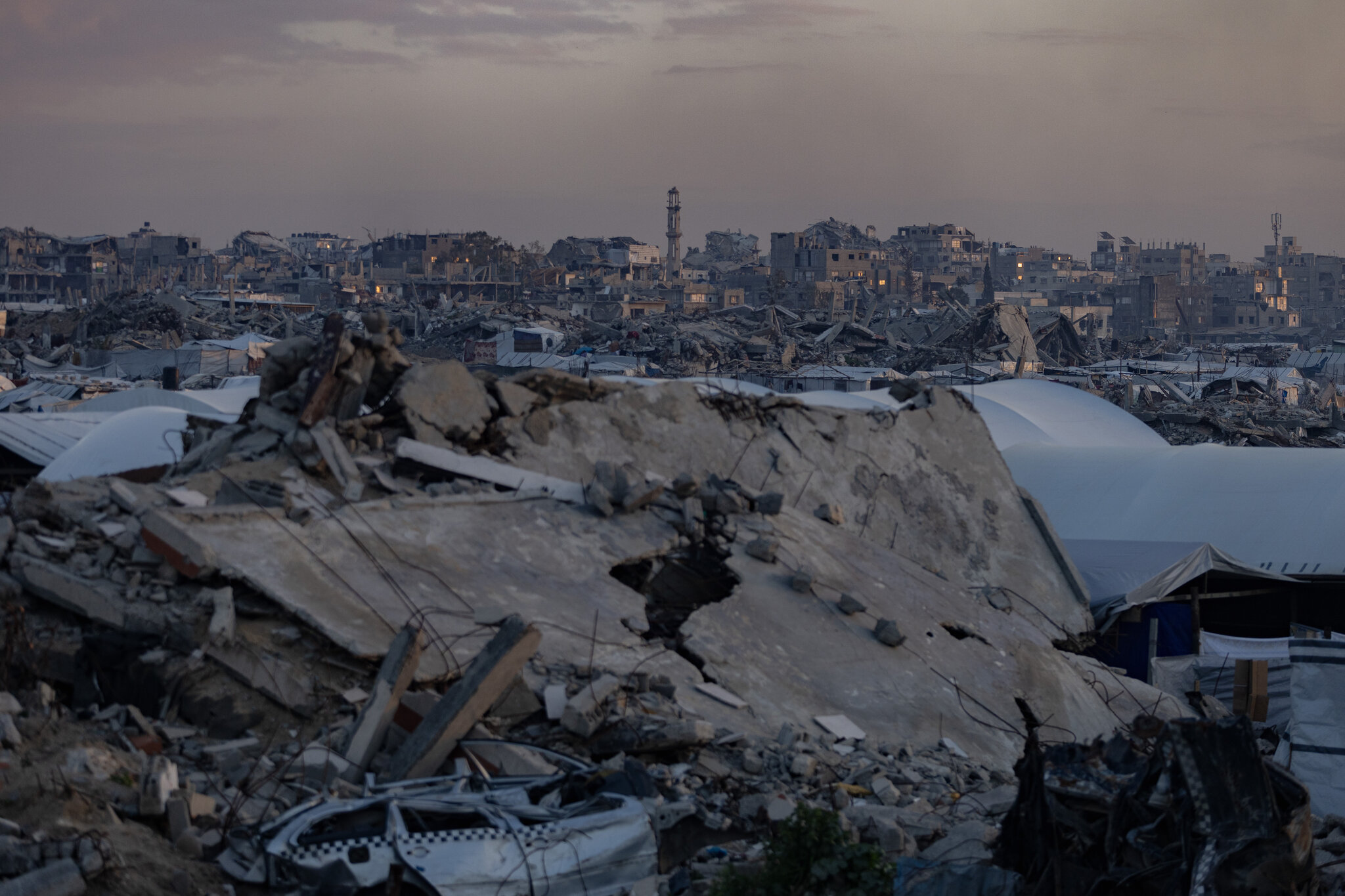 Israeli Leaflets Over Beirut Invoke Gaza’s Destruction and Stoke Fear