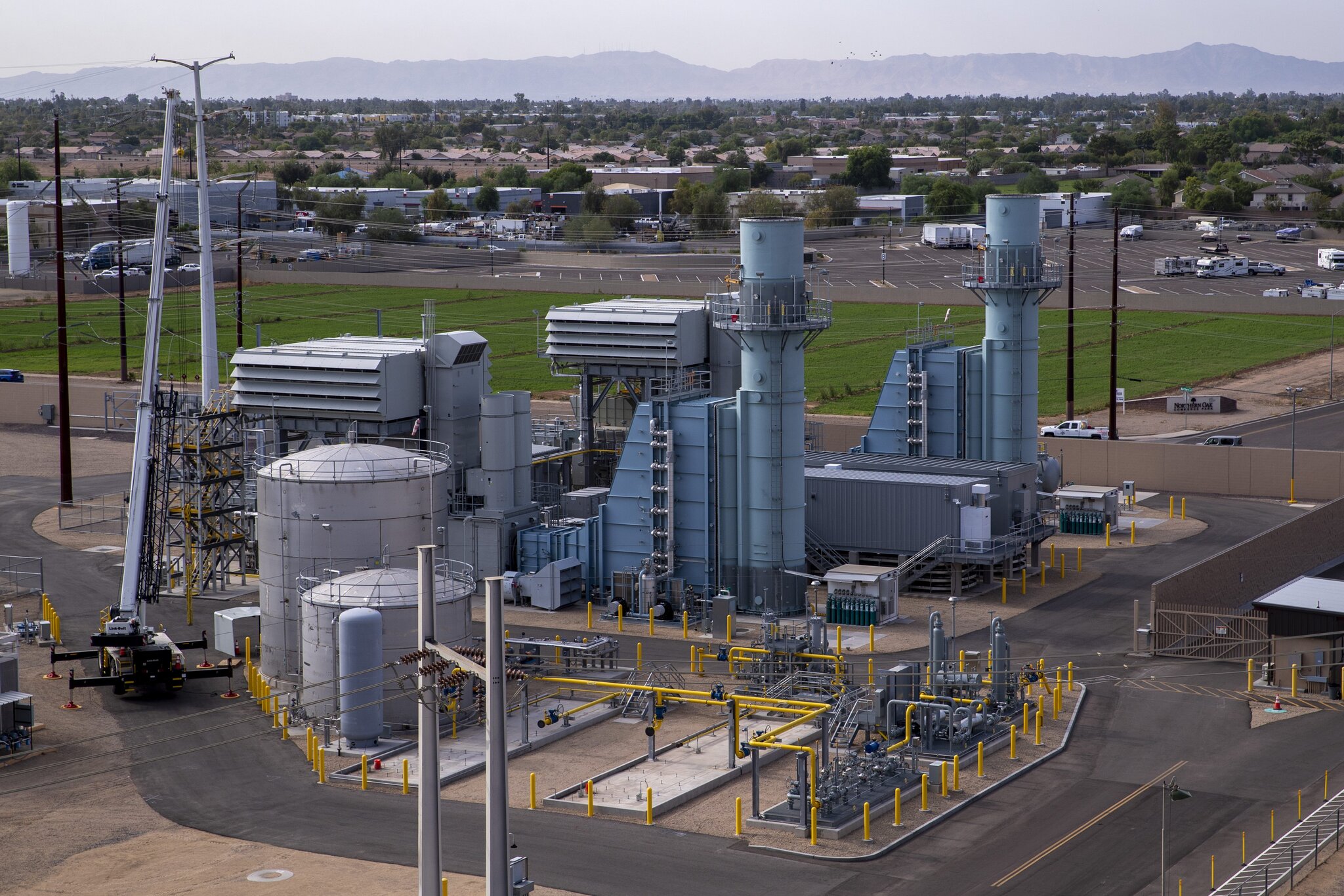 In Arizona, an Electric Utility Holds an Election, Open Only to Property Owners