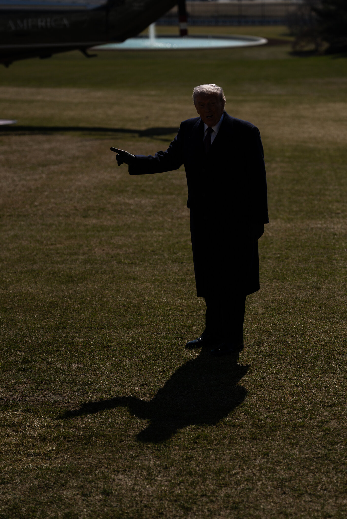 What Are Trump’s Positions on Iran? They Can Change by the Sentence.