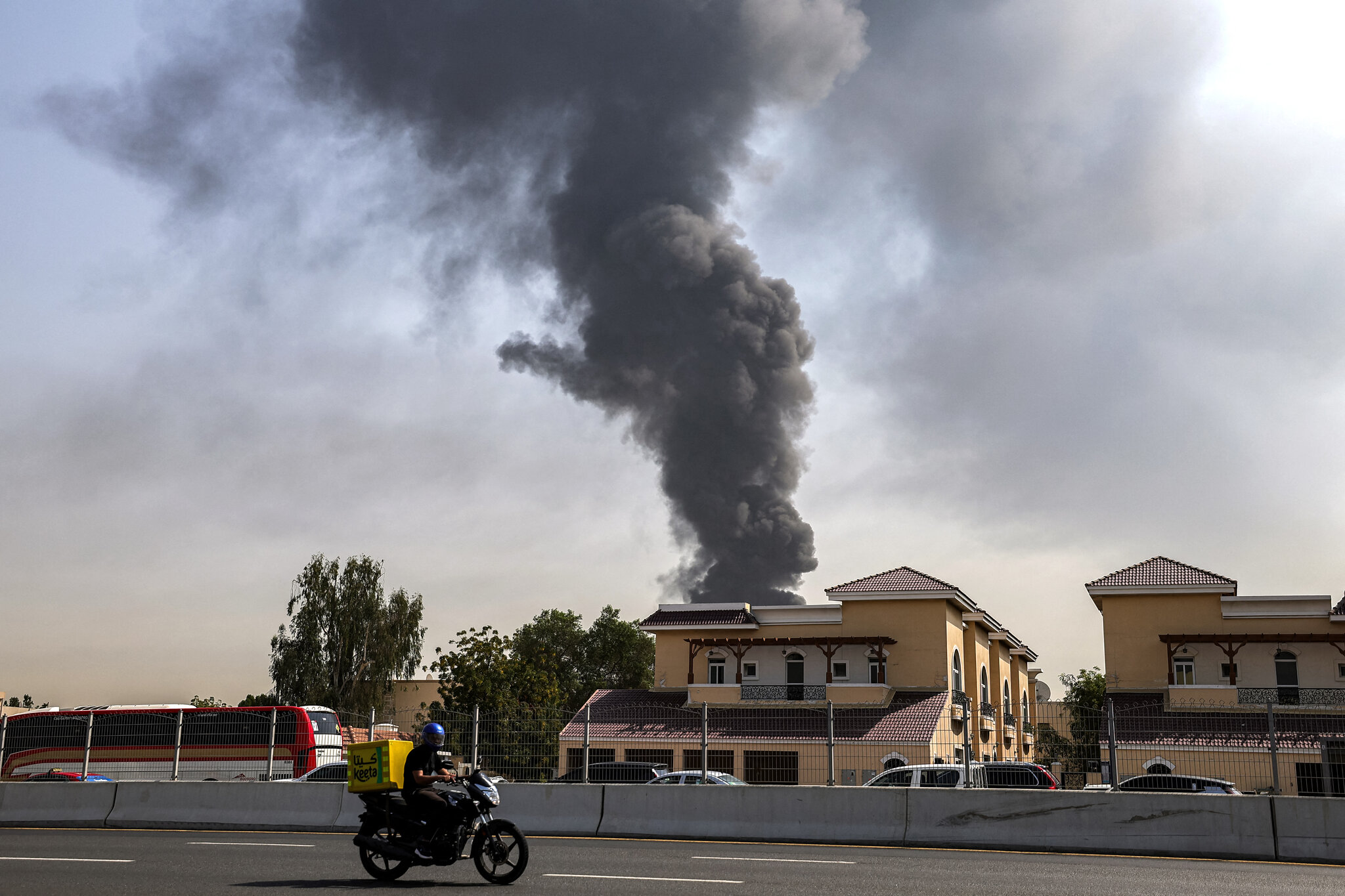 Sucked Into War, Gulf Countries Face the Limits of U.S. Security Guarantees