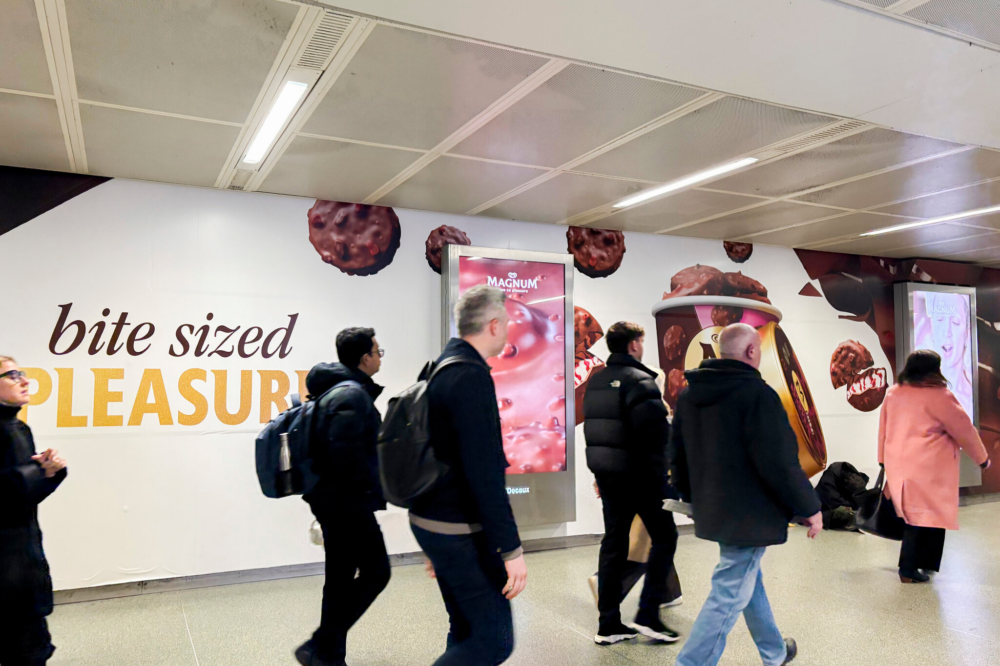 A Smelly Ice Cream Ad Tempts Few London Commuters