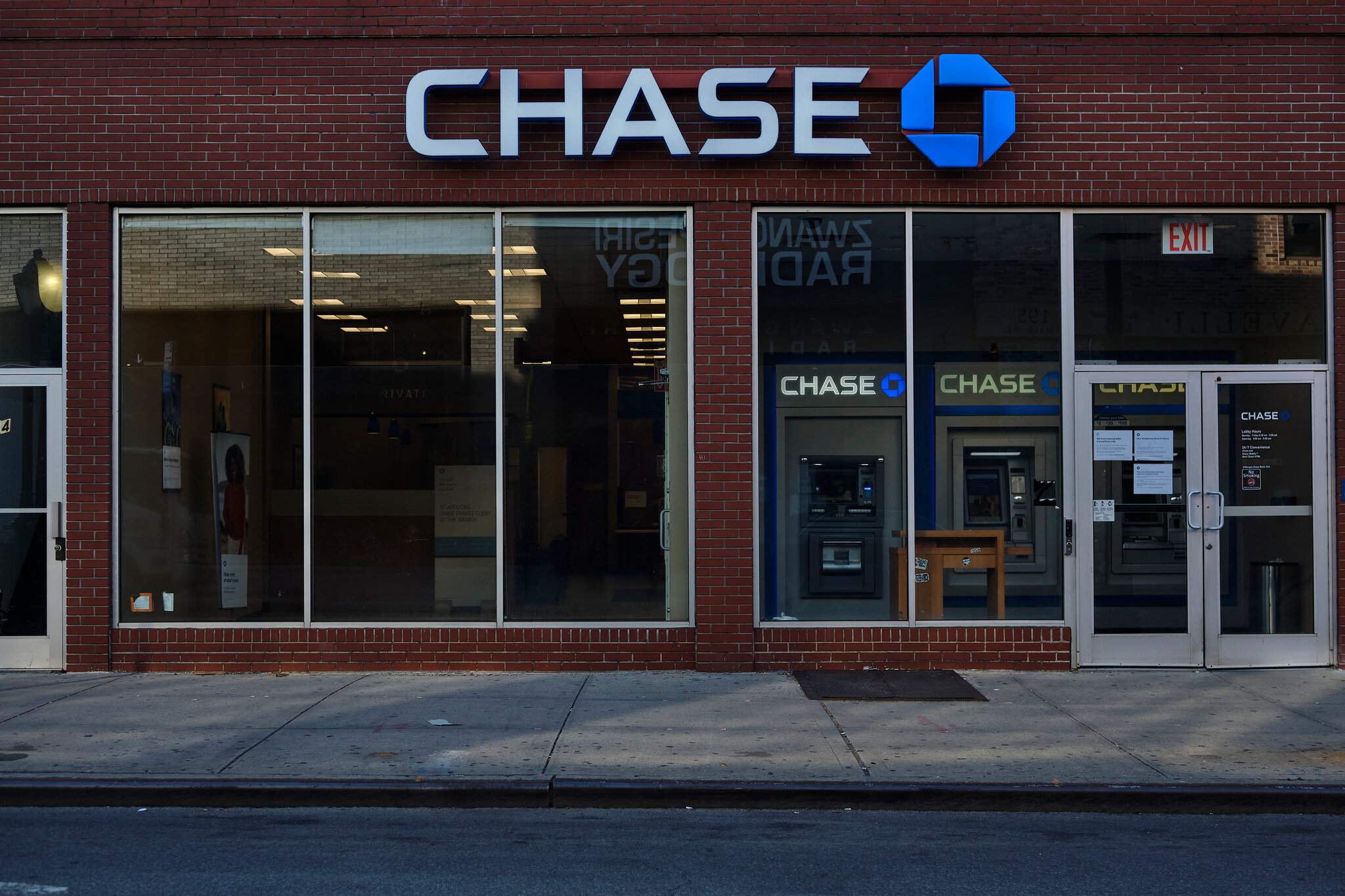 He Tried to Rob 6 Banks, Police Say. His Total Takings: $605.