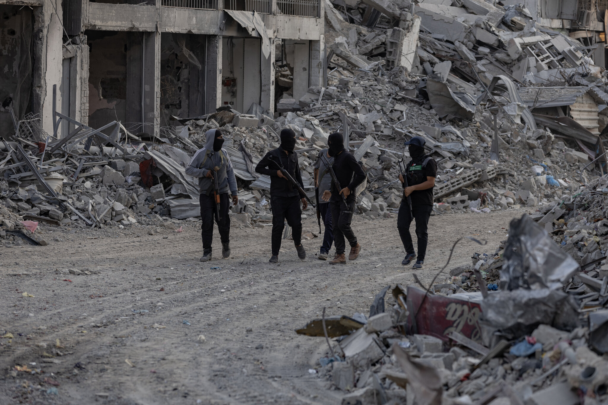 Middle East War Leaves Hamas Balancing Allies on Opposite Sides