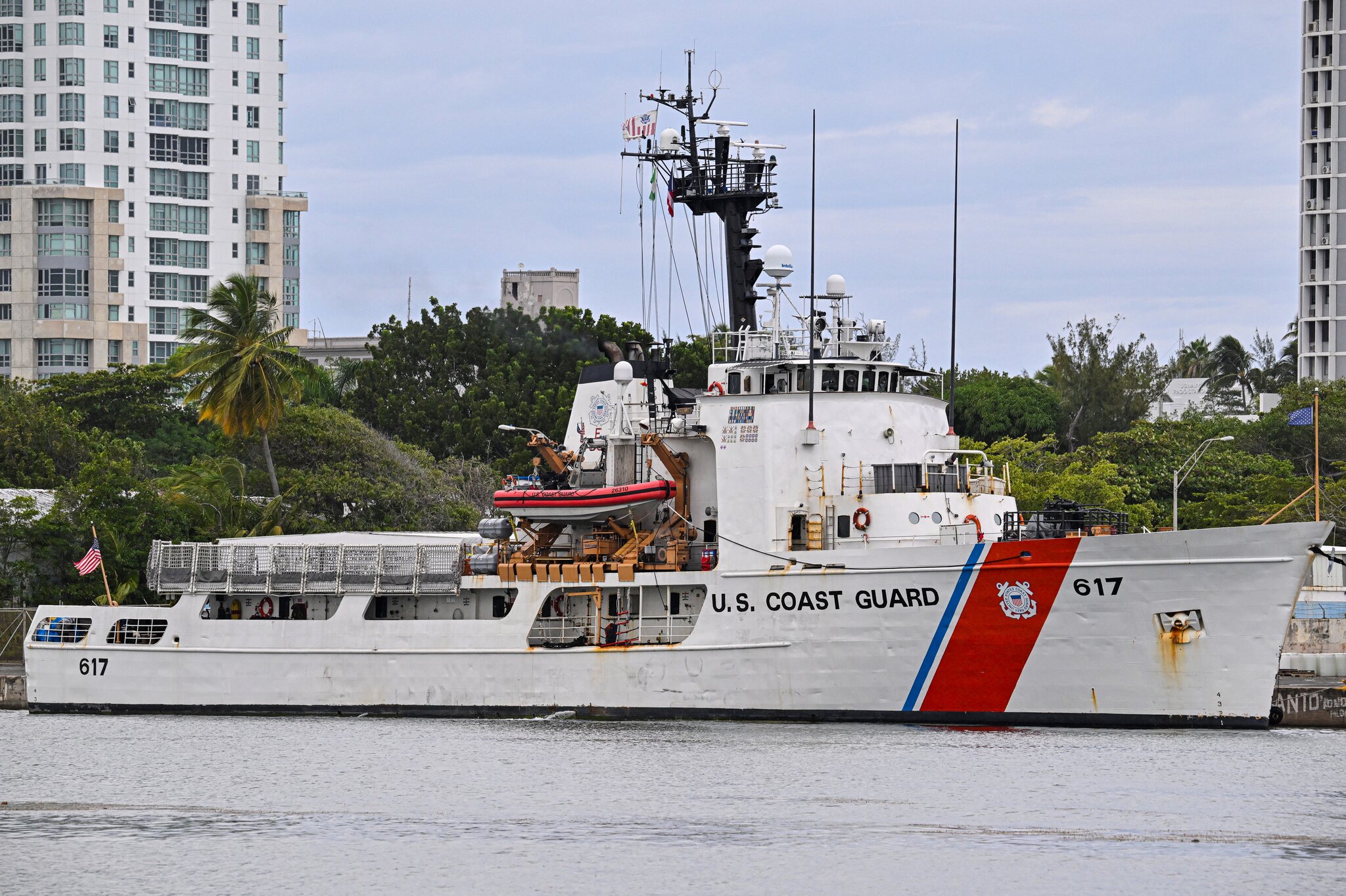 U.S. Recovers Man From Pacific Boat Strike Area