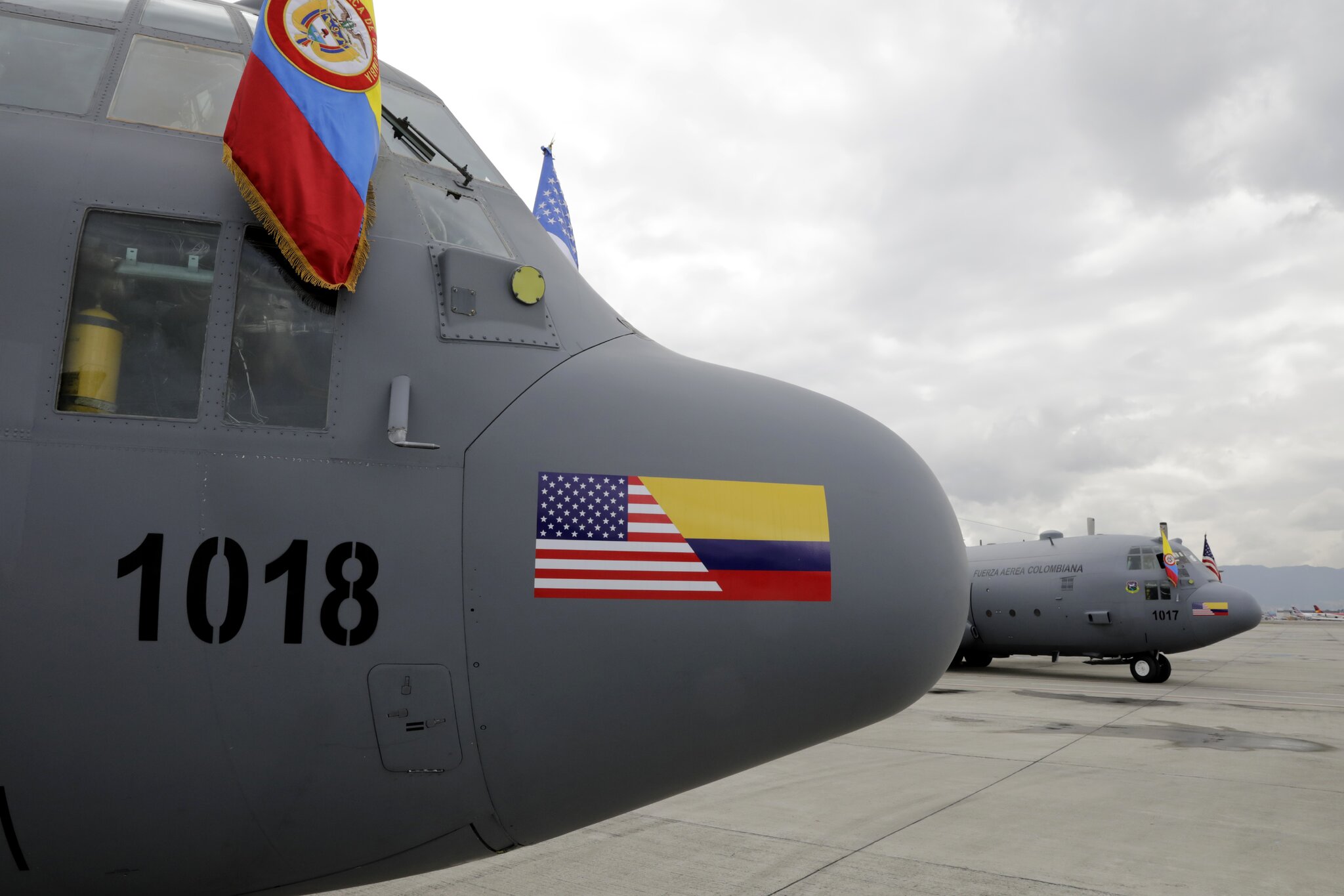 Colombian Military Plane Crash Kills One and Injures Dozens