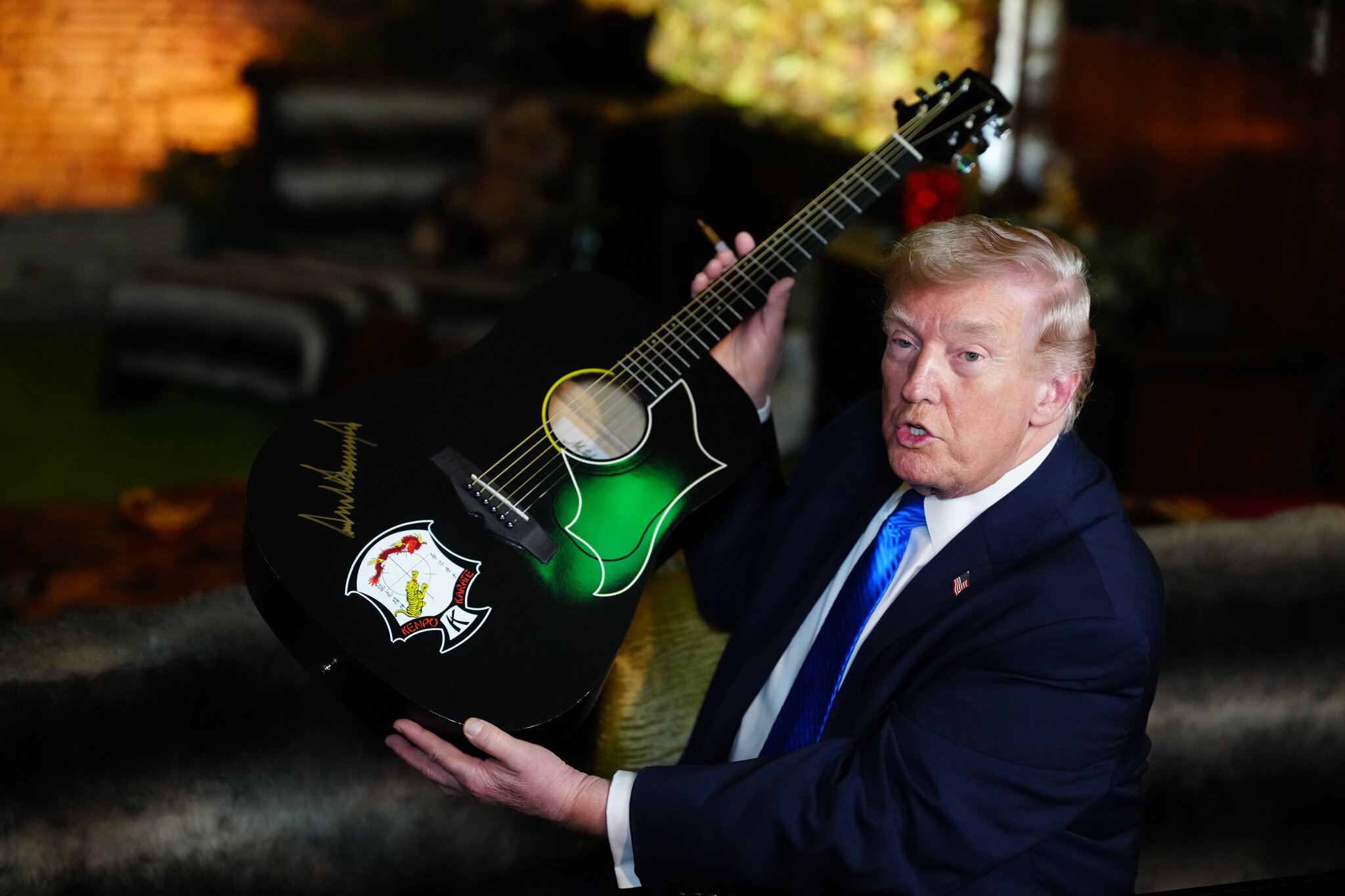 ‘Who Doesn’t Love Elvis?’ Trump Takes an Unexpected Detour to Graceland.