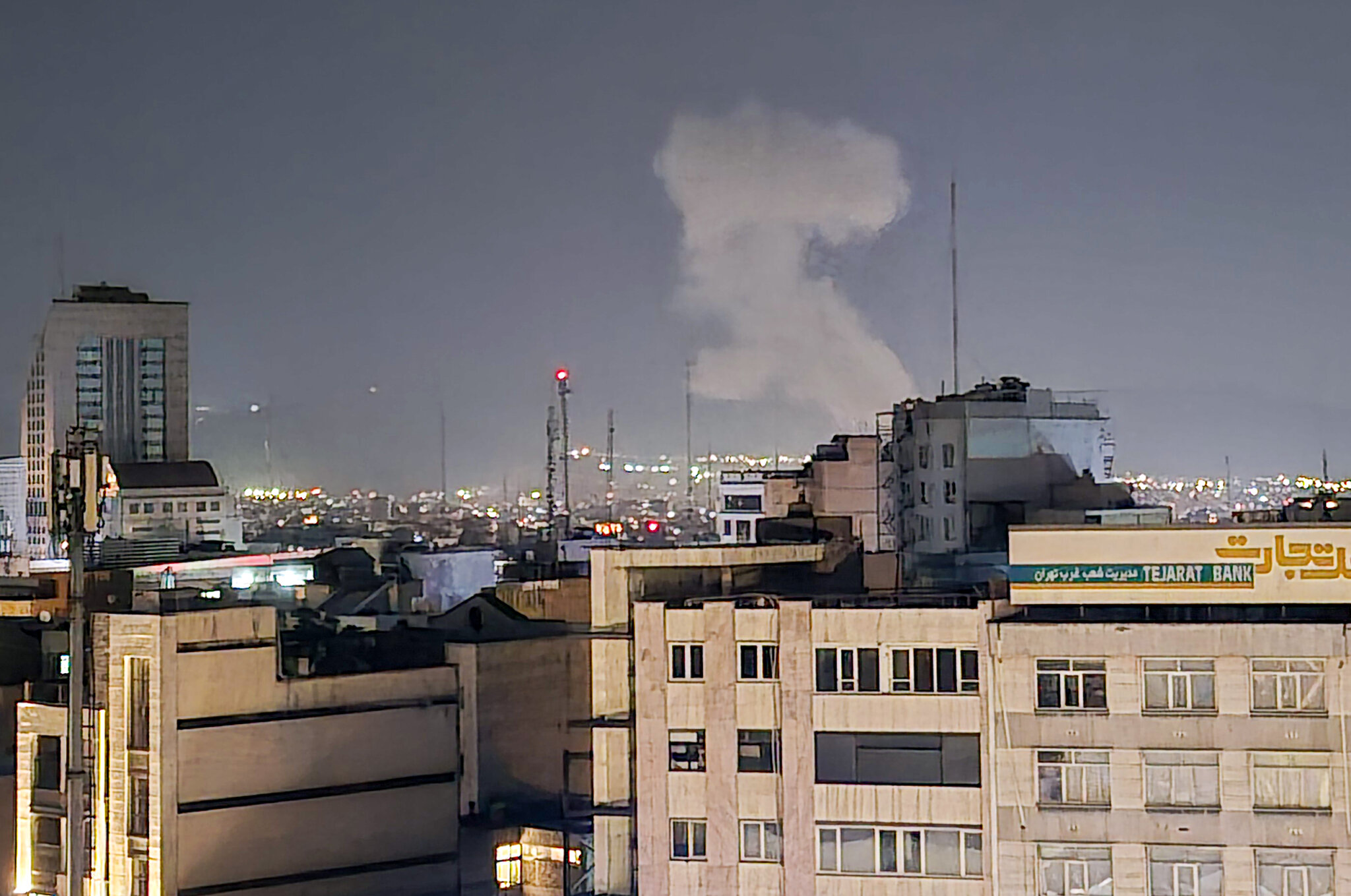 Iran War Live Updates: Power Outages Are Reported in Tehran as Israel Launches Strikes