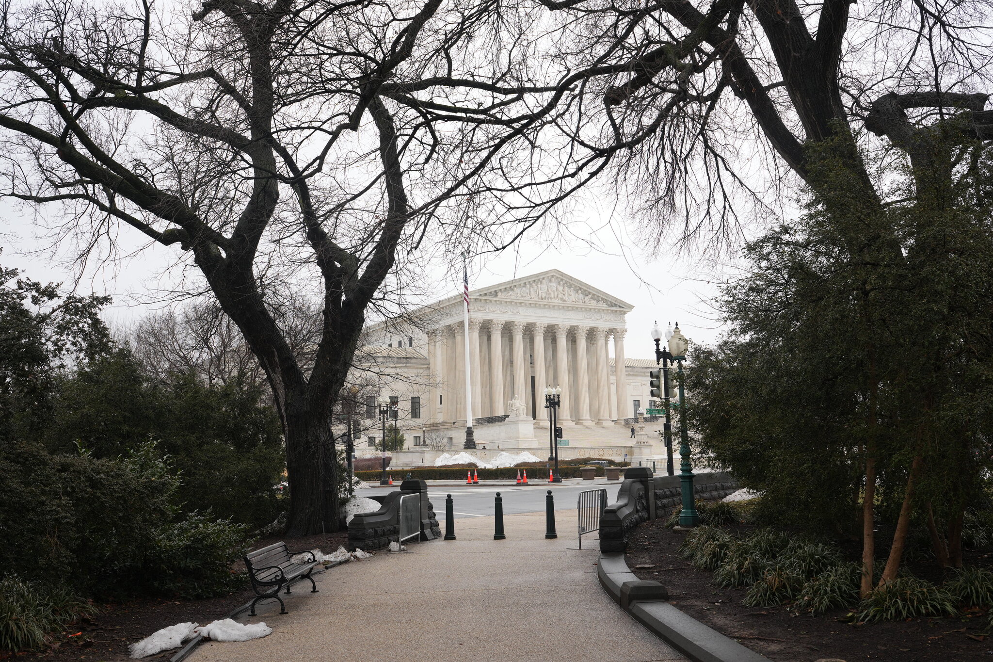 Here are the lawyers arguing the late ballots case at the Supreme Court.