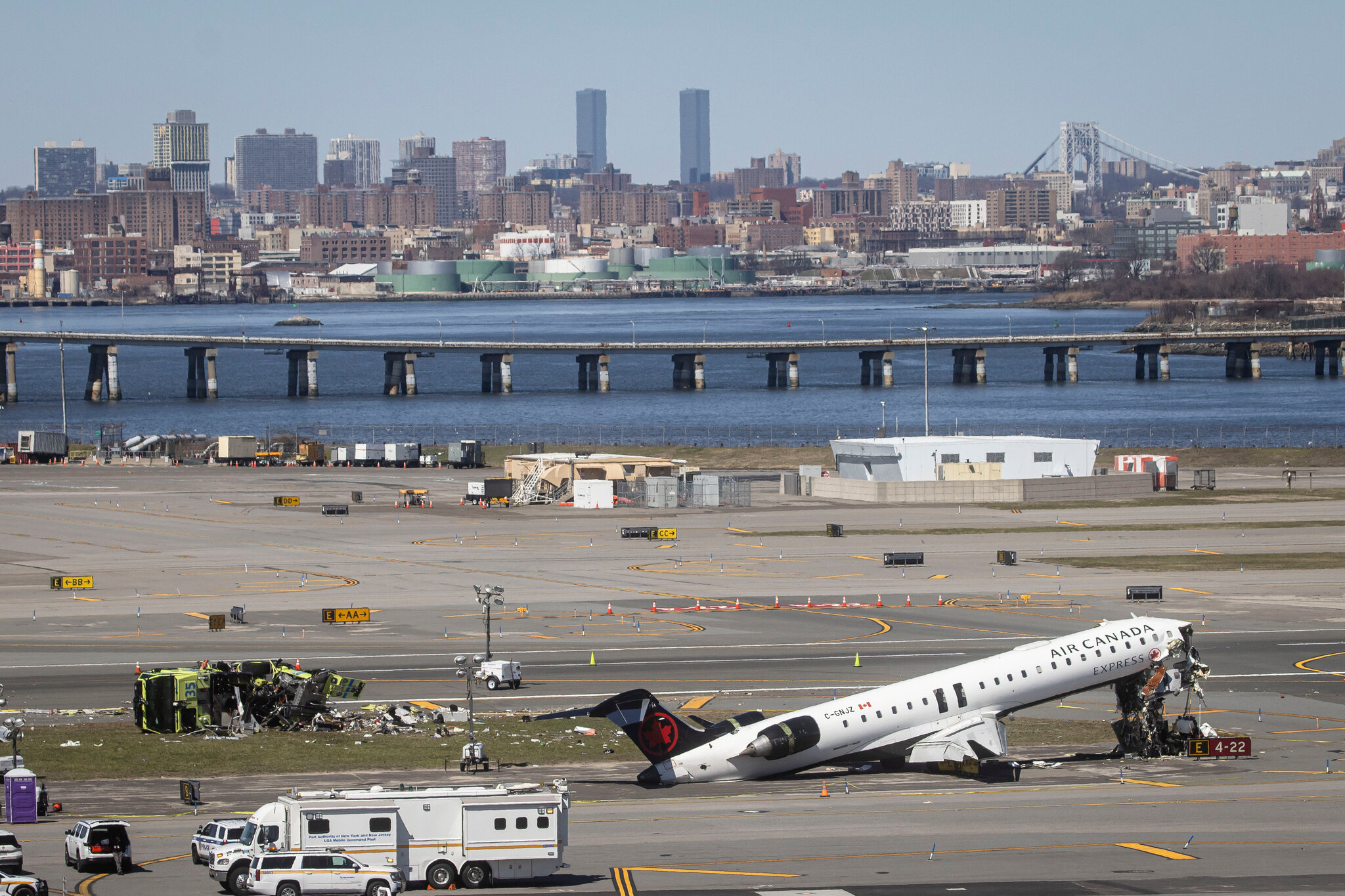Flight 8646 to LaGuardia: From Routine Landing to Disaster in 20 Seconds