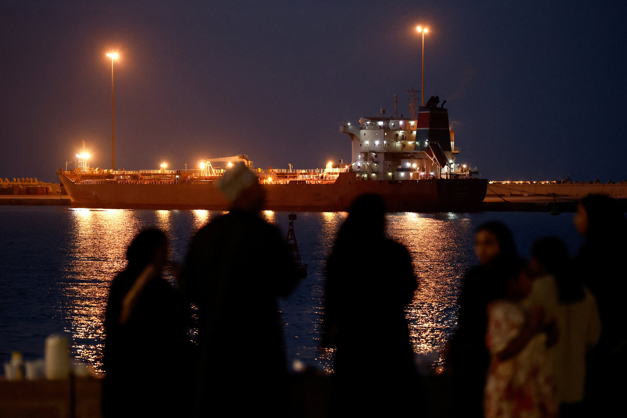What Happens if 20 Percent of the World’s Oil Disappears?