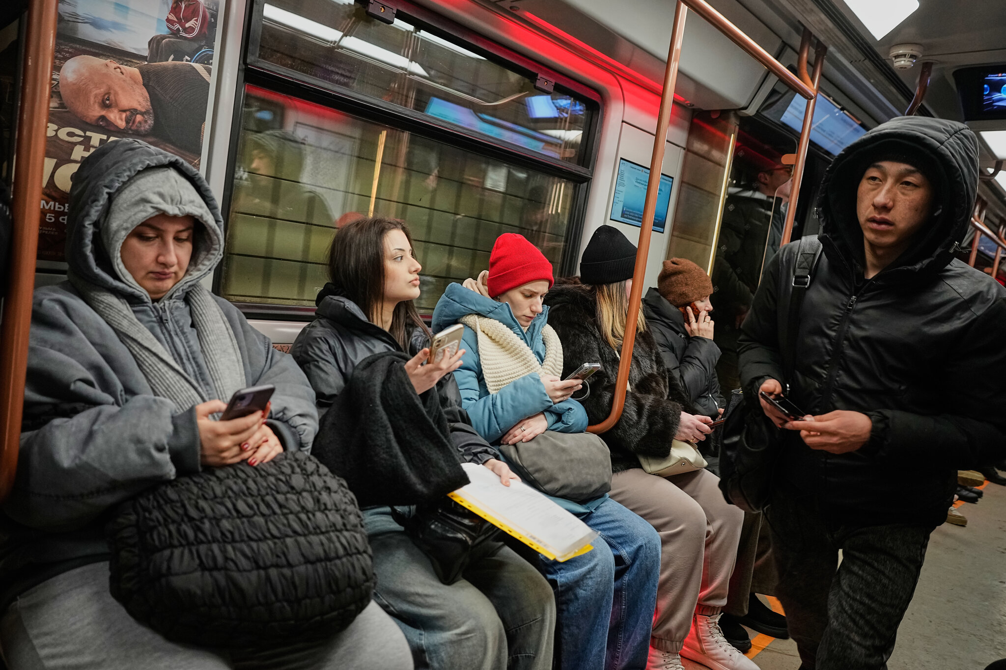 Putin’s Internet Blackout: A Chaotic Drive to Cut Off Russians From the World