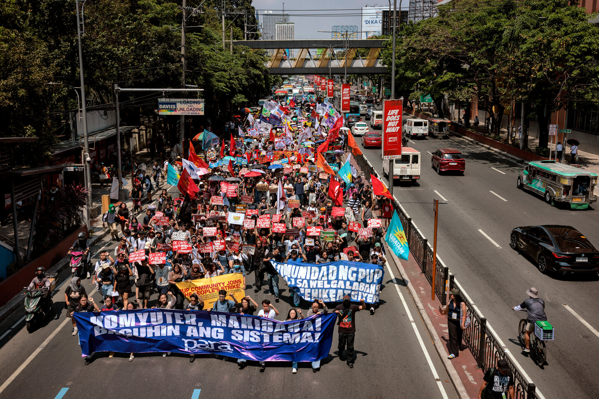 Soaring Diesel Prices Set Off Transport Strike in Philippines