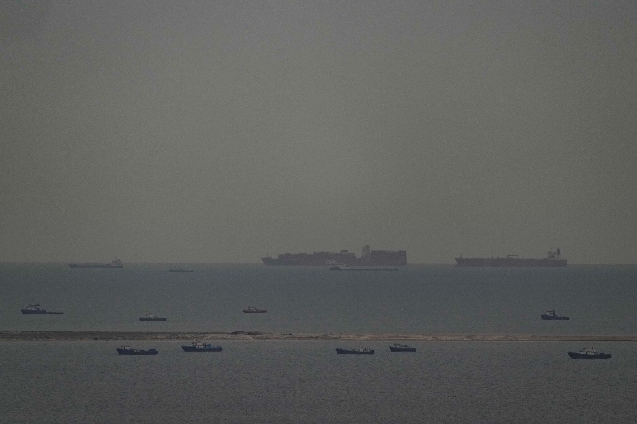 Iran Moves to Formalize Toll Plan in Strait of Hormuz