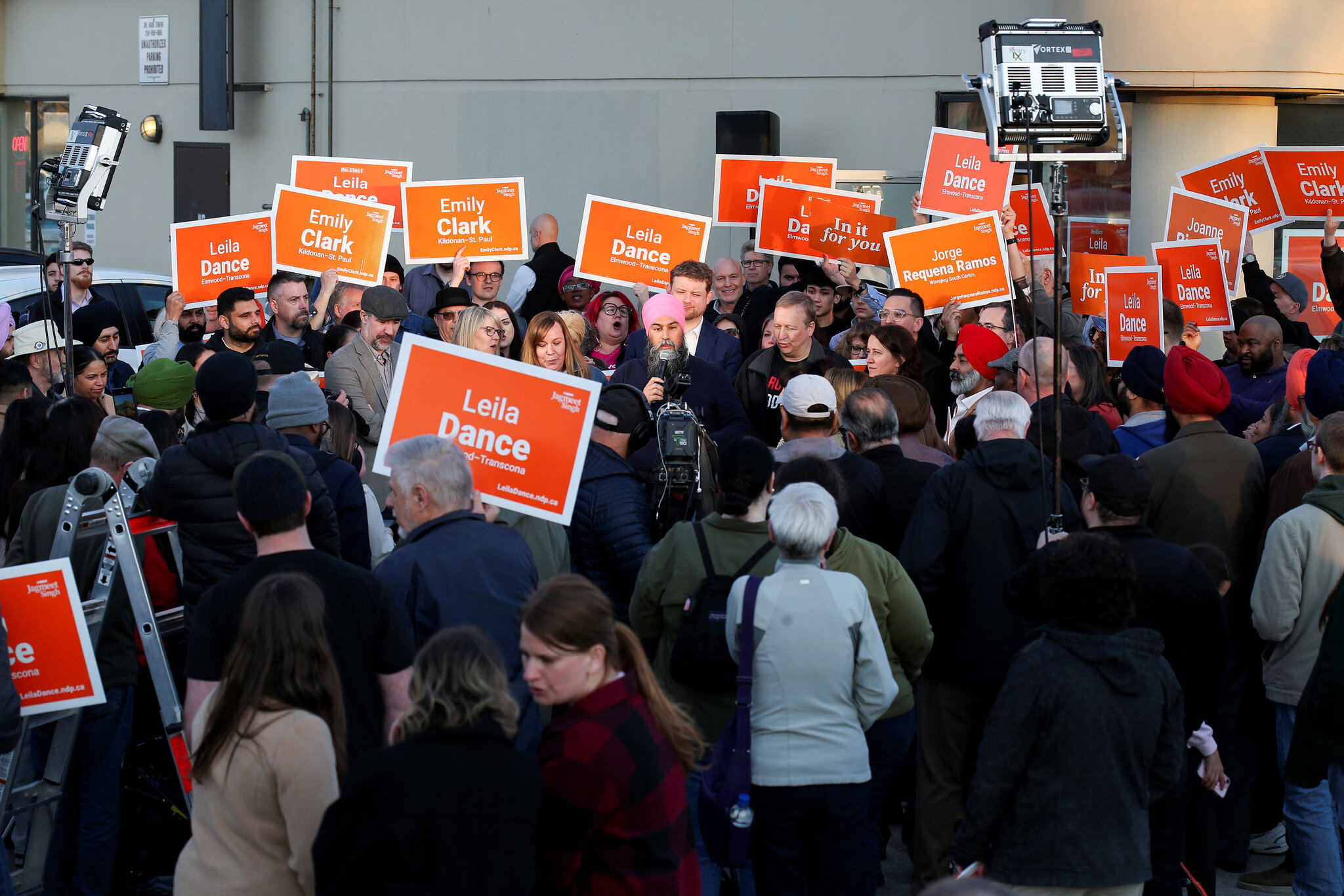Can Canada’s Left Regroup? A New Leader Will Try.