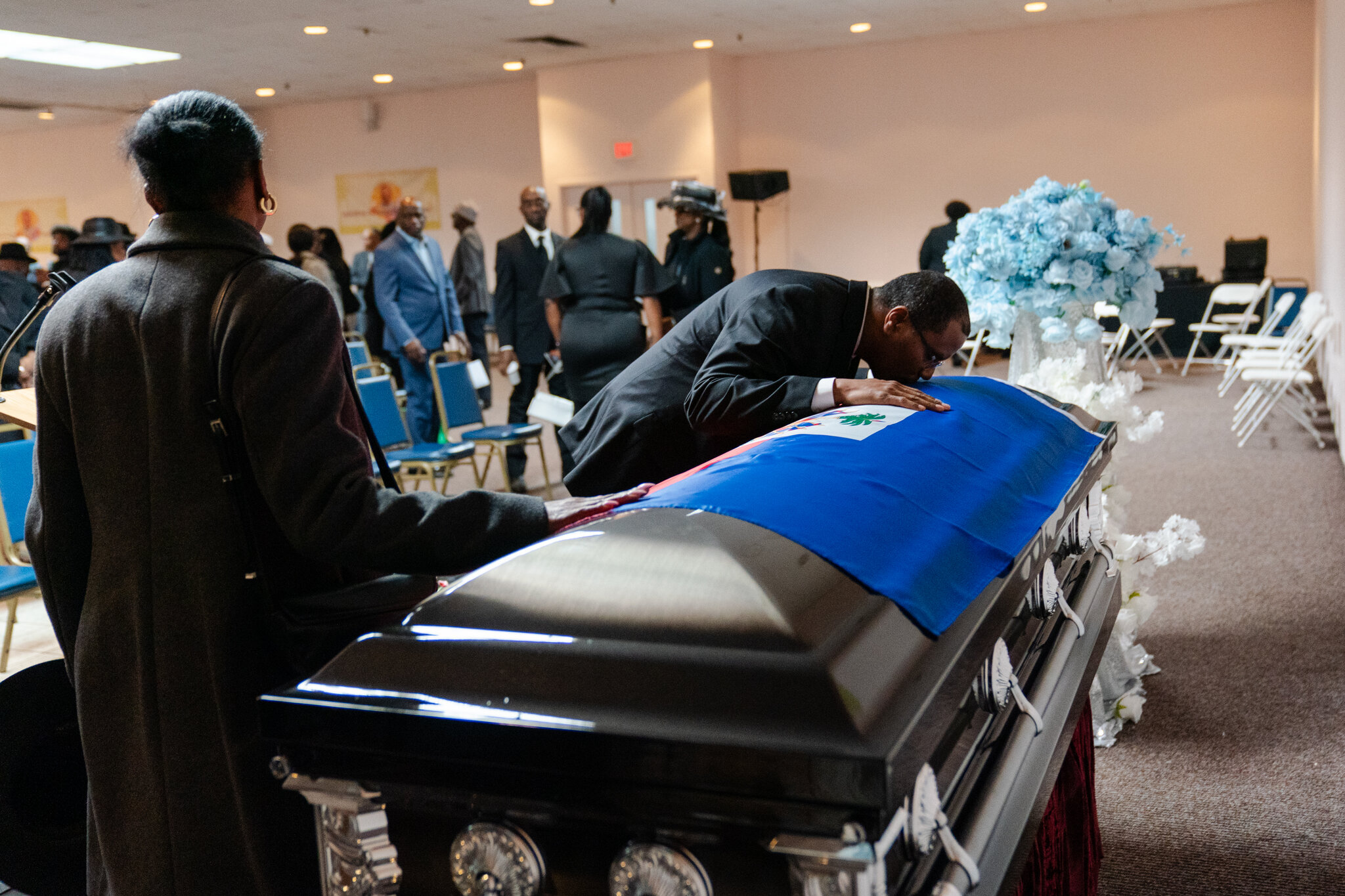 Deaths in ICE Custody Are Growing, and Trump Defends Ballroom Plans