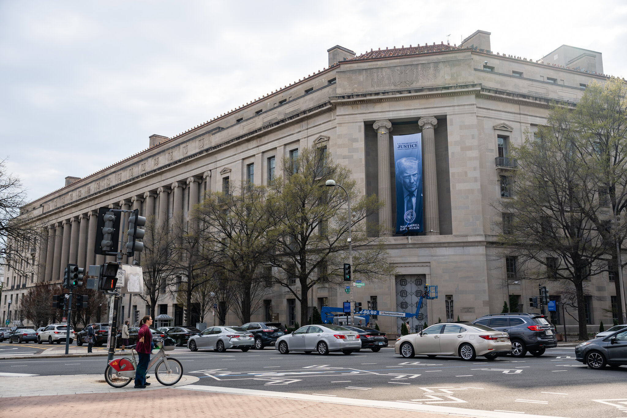Justice Dept. Watchdog Has Gone Silent, Lawyers for Whistle-Blower Say