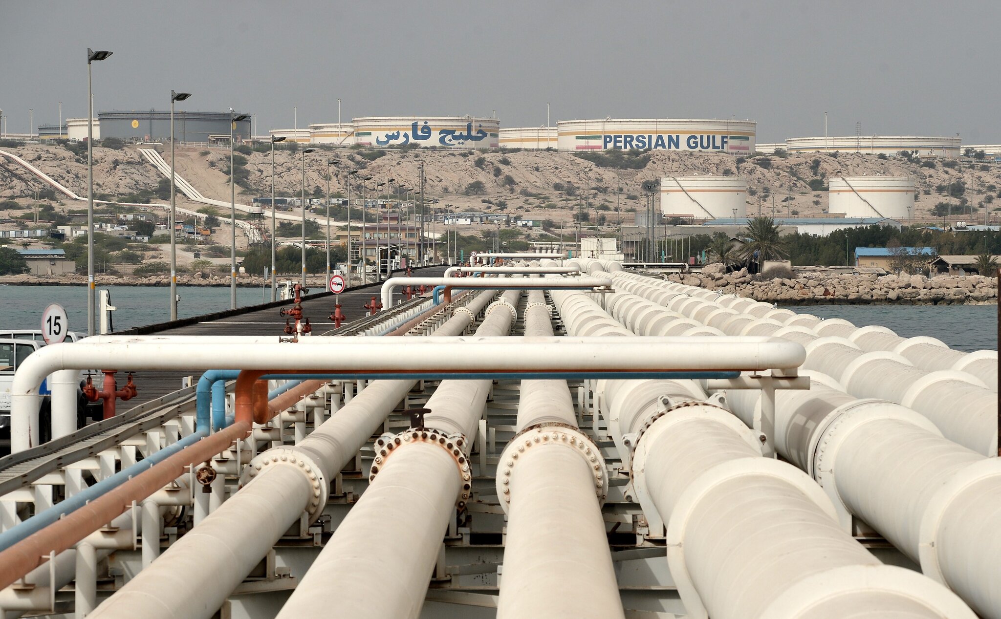 Trump Threatens to Destroy Kharg Island and Other Key Iranian Energy Sites