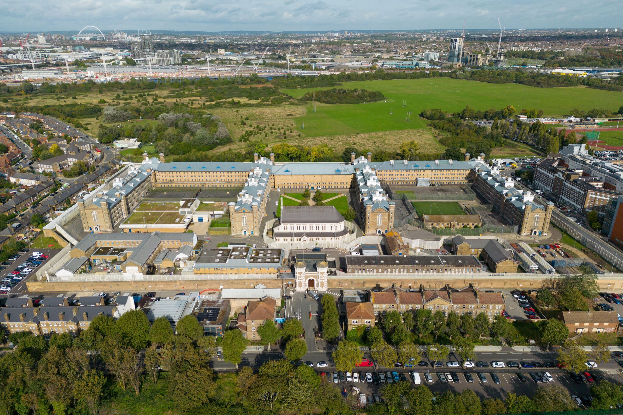 In Britain, Drones Are Flying Contraband Into Prisons ‘as if by Uber Eats’