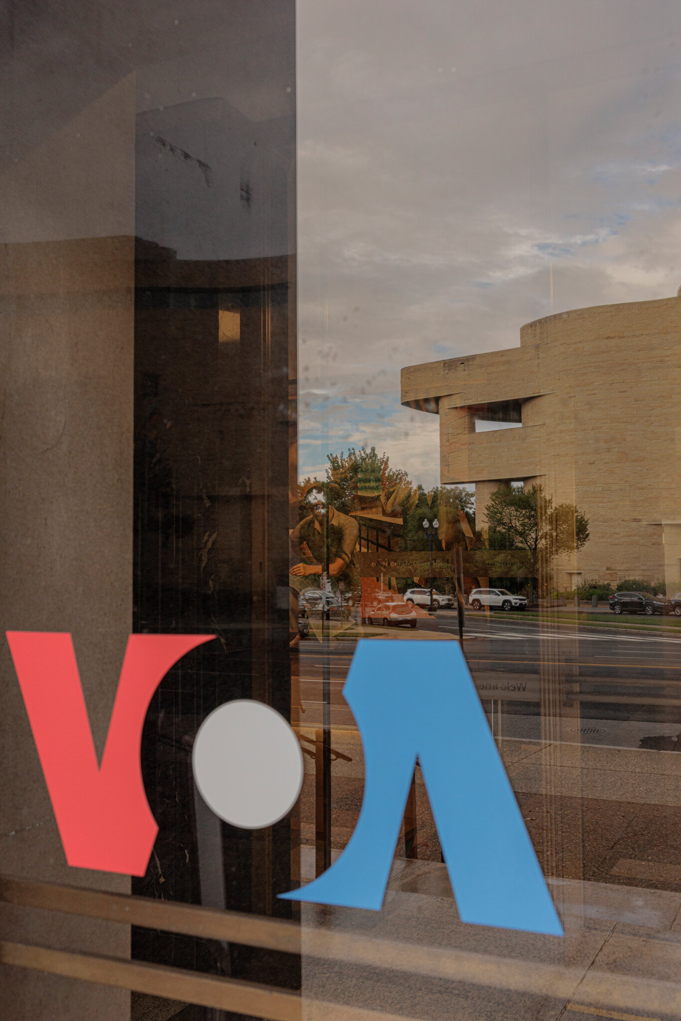 Appeals Court Stops V.O.A. Journalists From Quickly Returning