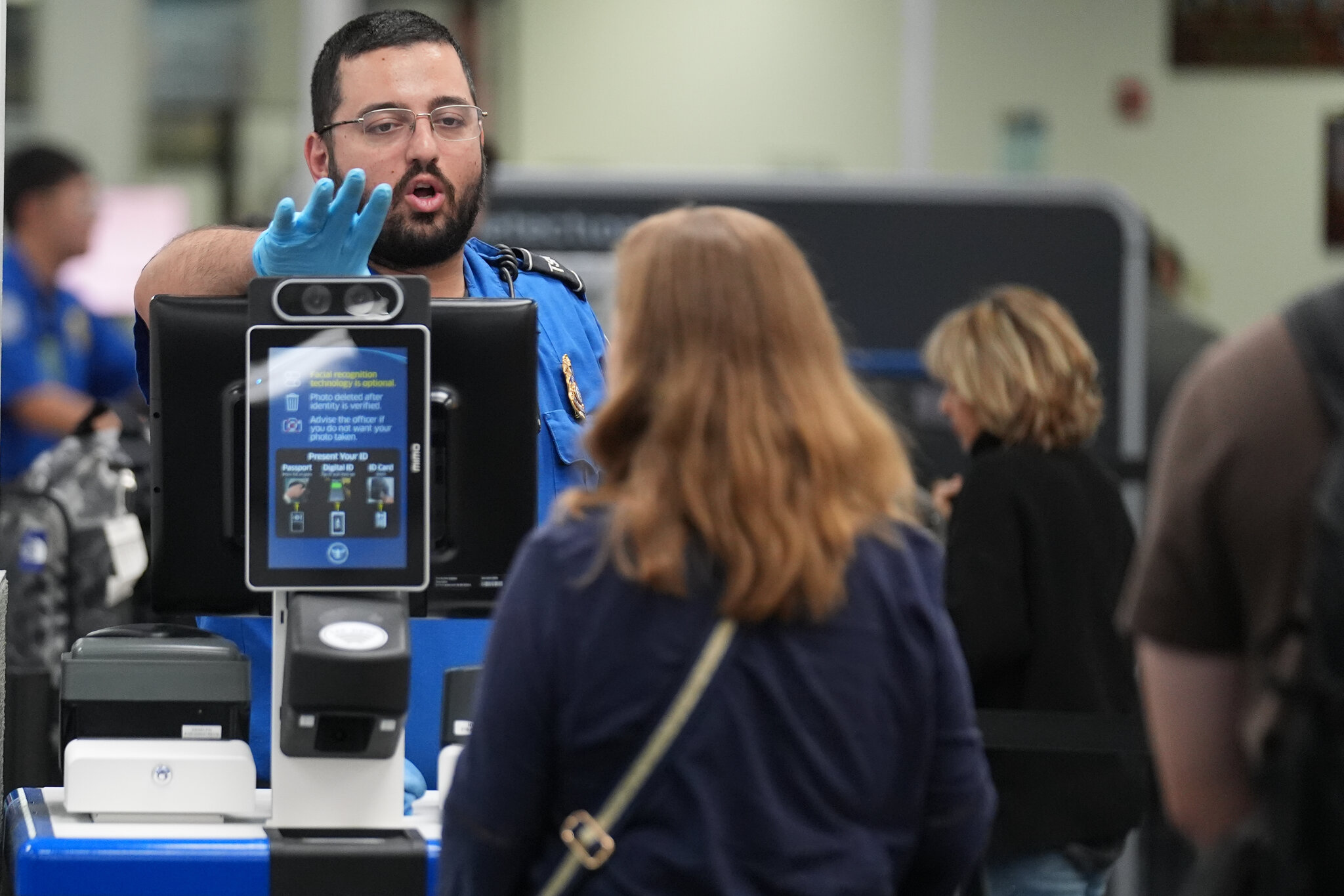 Homeland Security Dept. Asks Workers for Videos of Their Shutdown Hardships