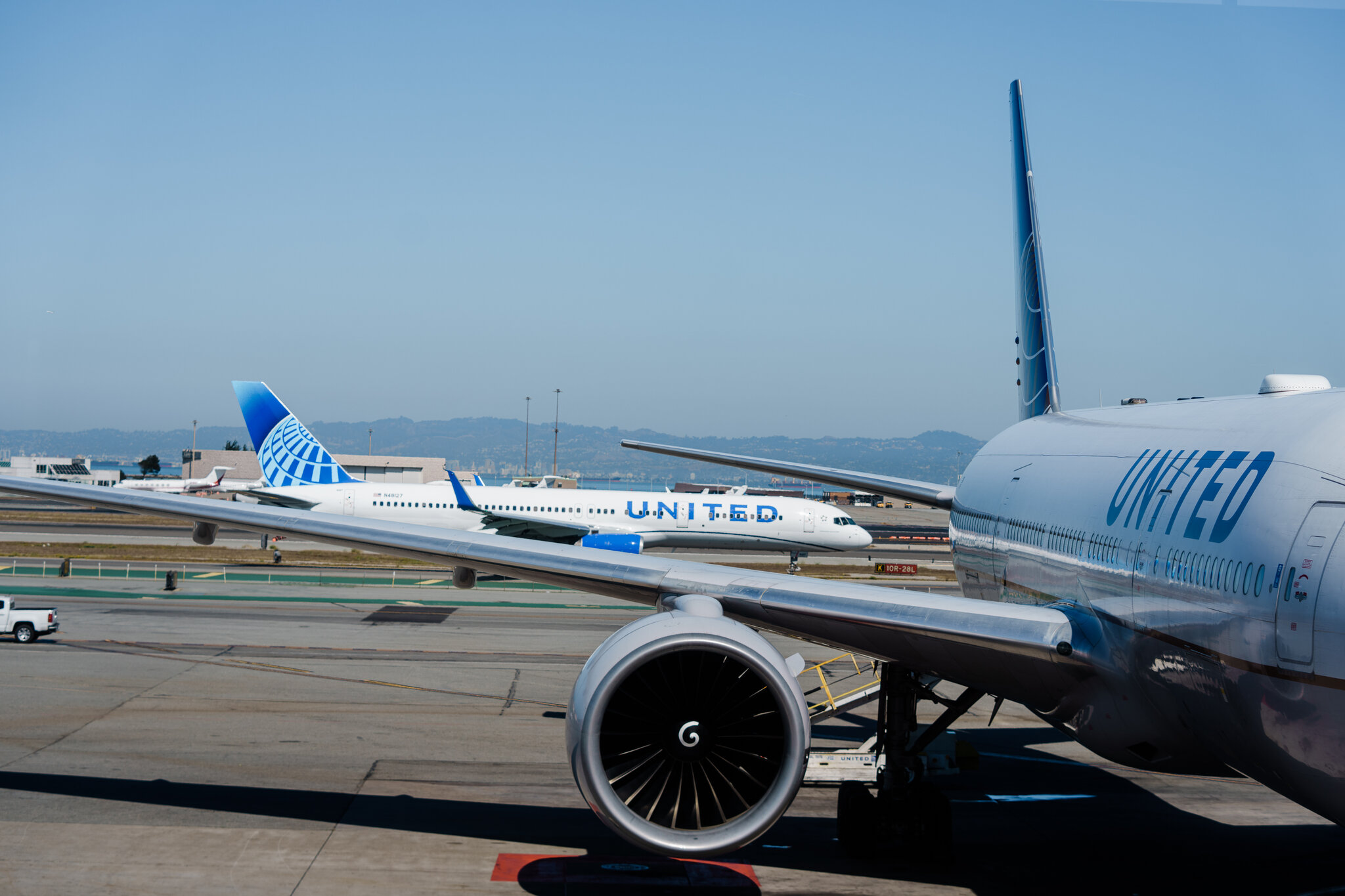 United to Offer No-Frills Fares in Its Premium Cabins