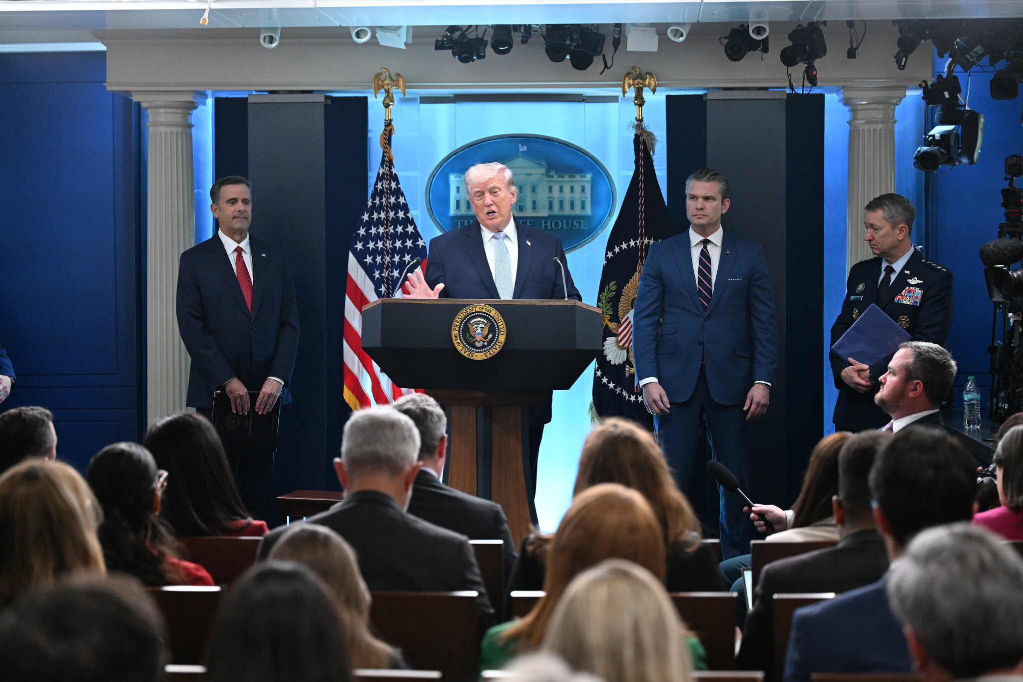 Trump Threatens Jail if Journalists Protect Certain Iran Sources