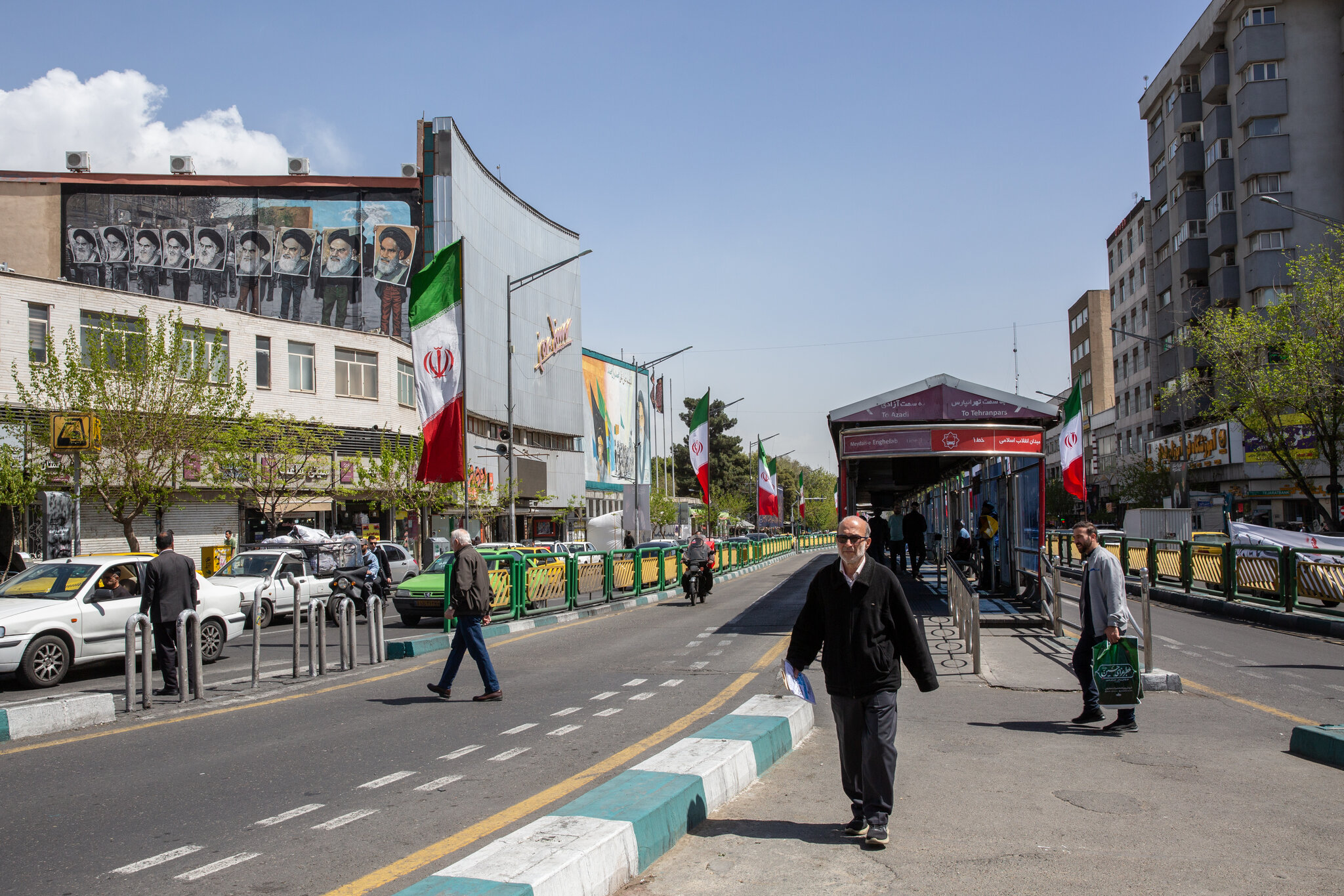 Iranian Intelligence Chief Killed in Overnight Attack