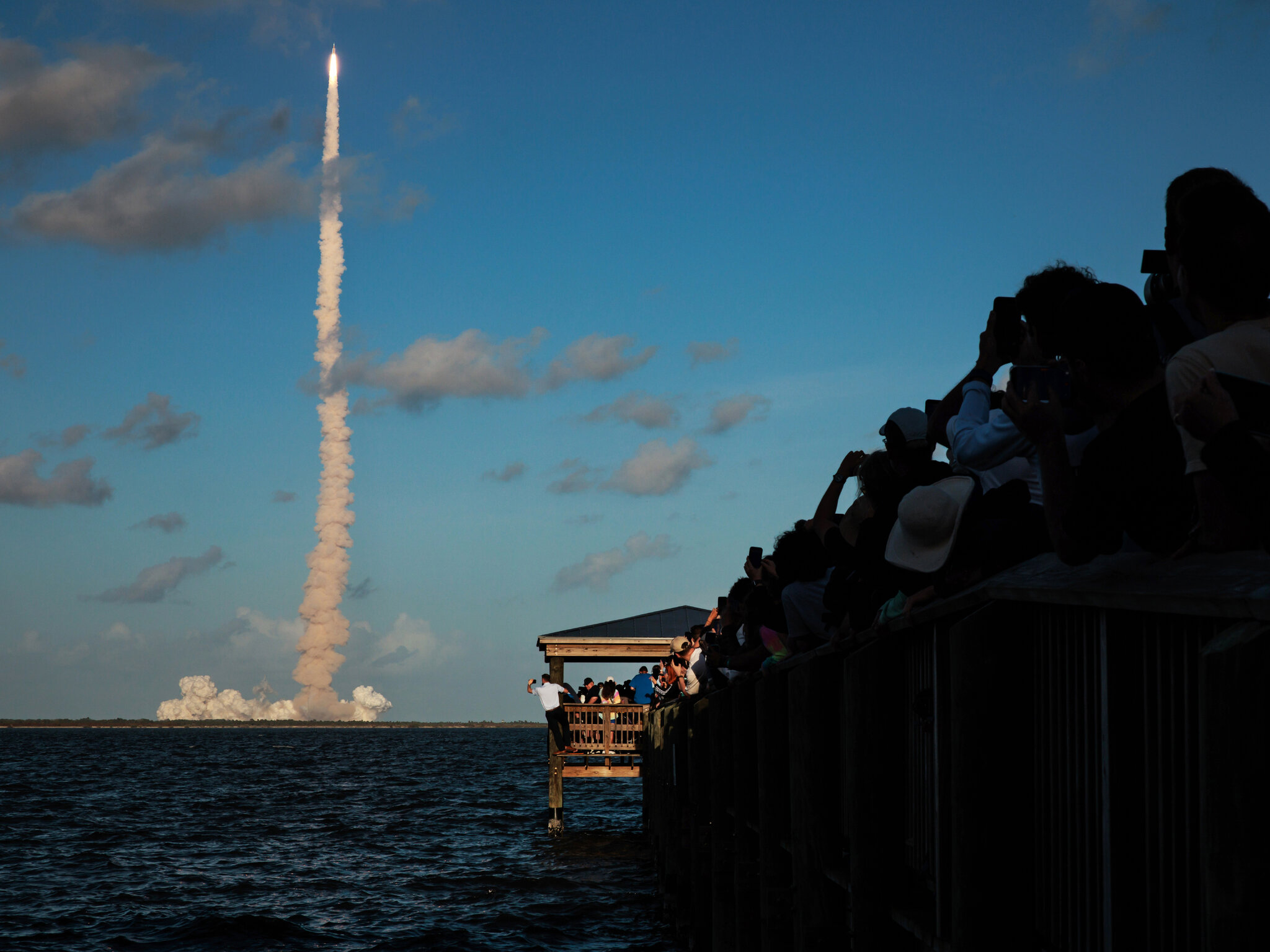 What’s the Point of Sending People Into Space? An Astronaut, Scientist and Journalist Debate.