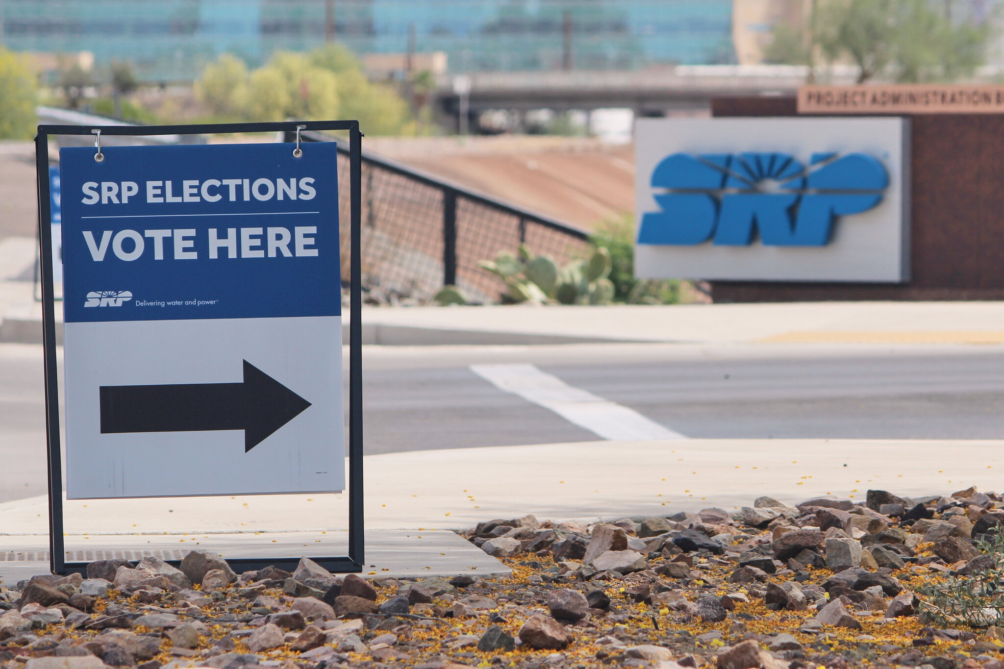 In Phoenix, Turning Point and Jane Fonda fight for control of a utility.
