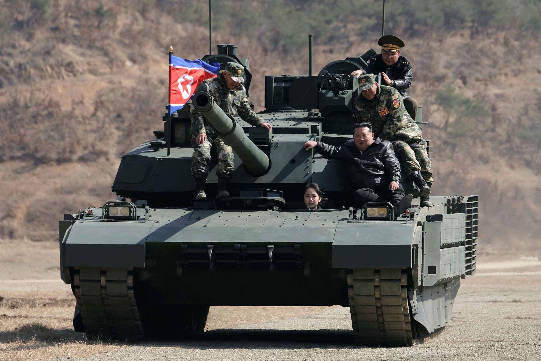 Kim Jong-un’s Daughter Drives a Tank, and Succession Talk Accelerates